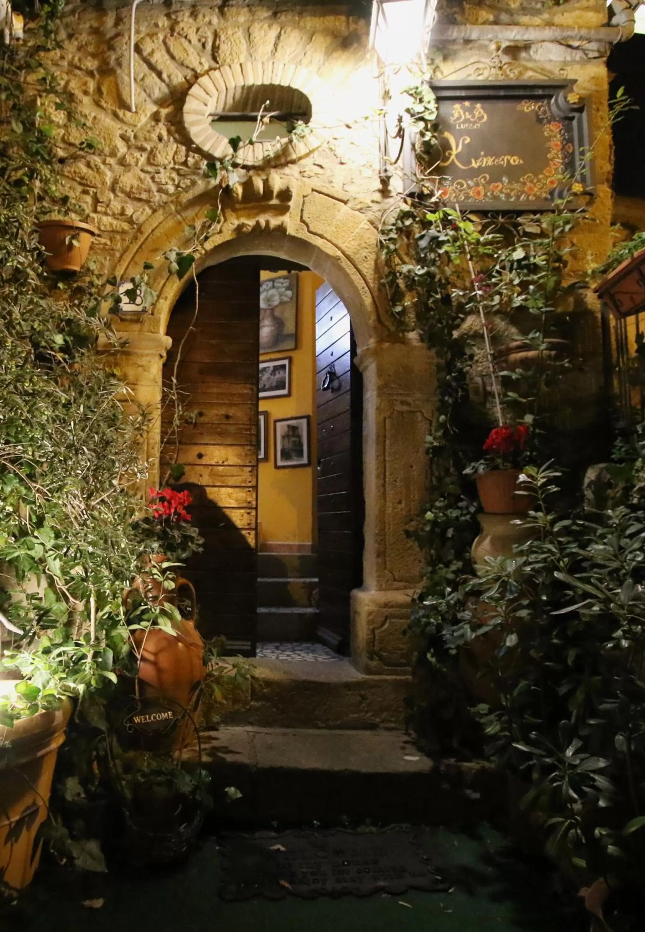 Facade/entrance in Kimera