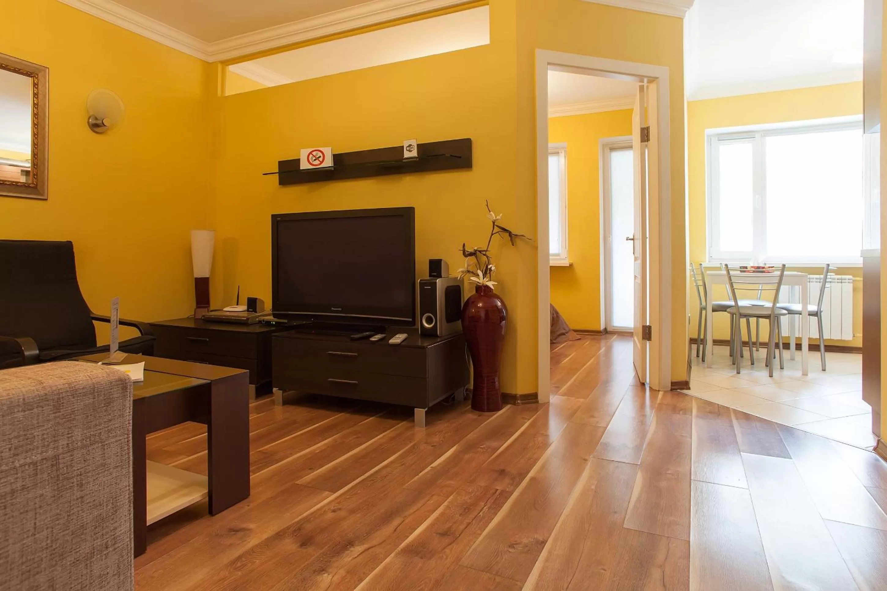 Kitchen or kitchenette, Seating Area in Partner Guest House