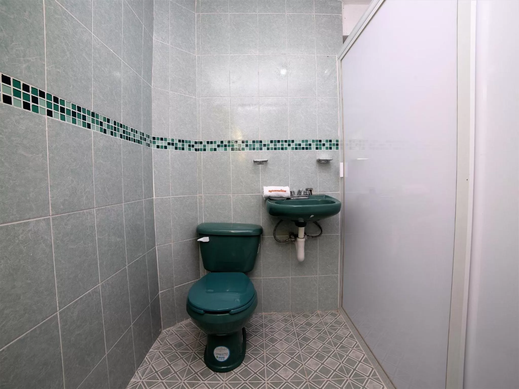 Toilet in María Bonita by Rotamundos