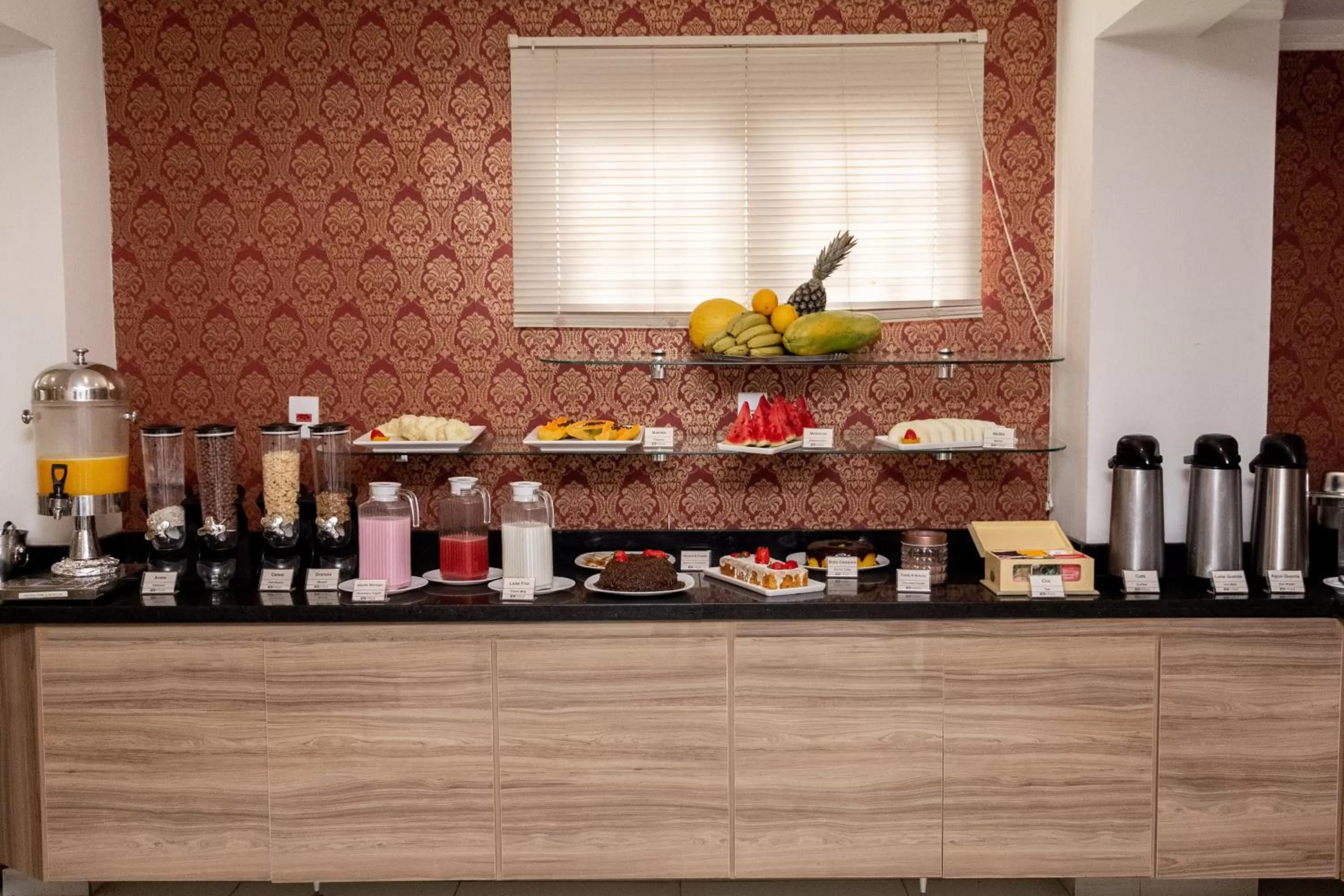 Buffet breakfast, Kitchen/Kitchenette in Astor Hotel