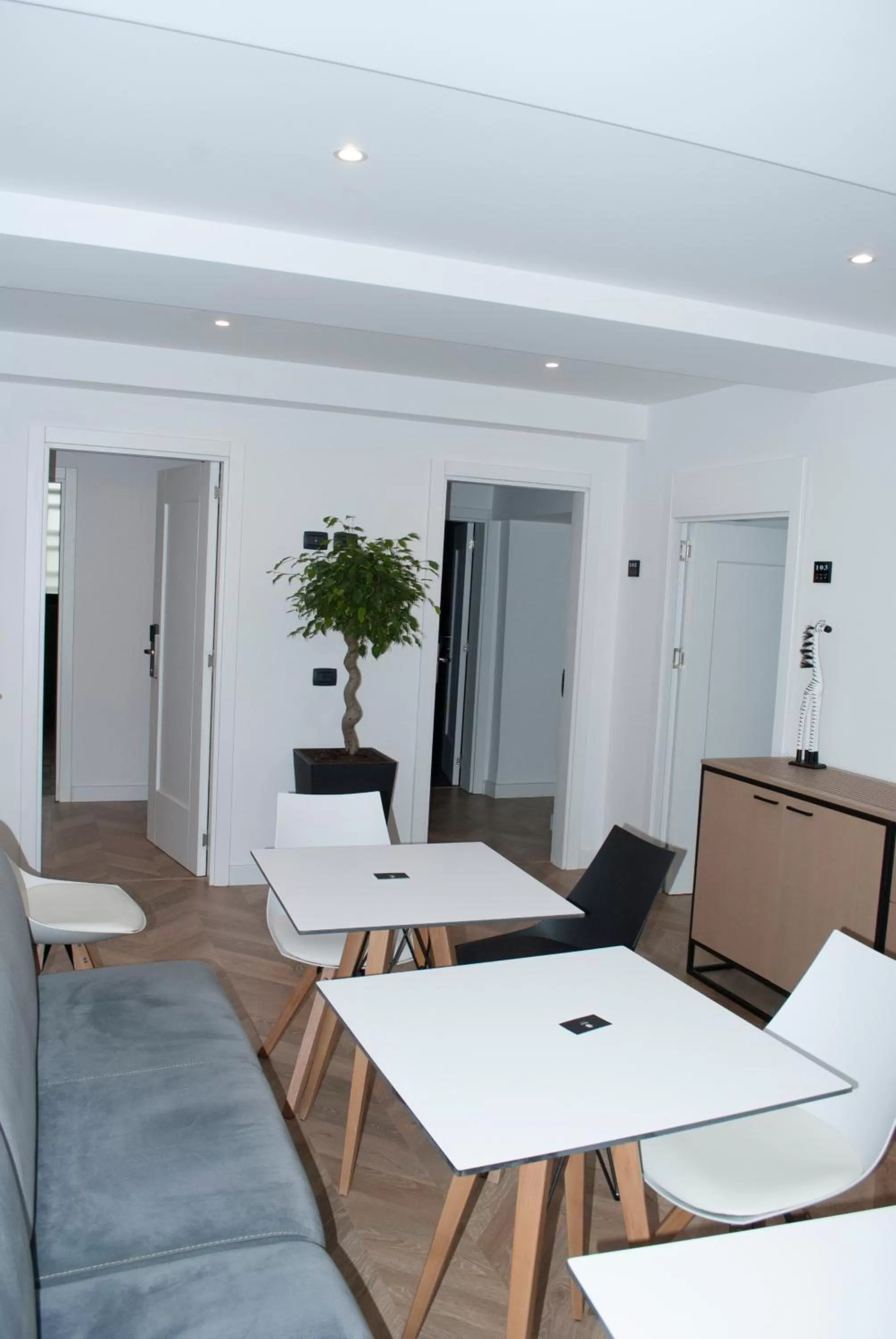 Seating area, Dining Area in Prime Hotel