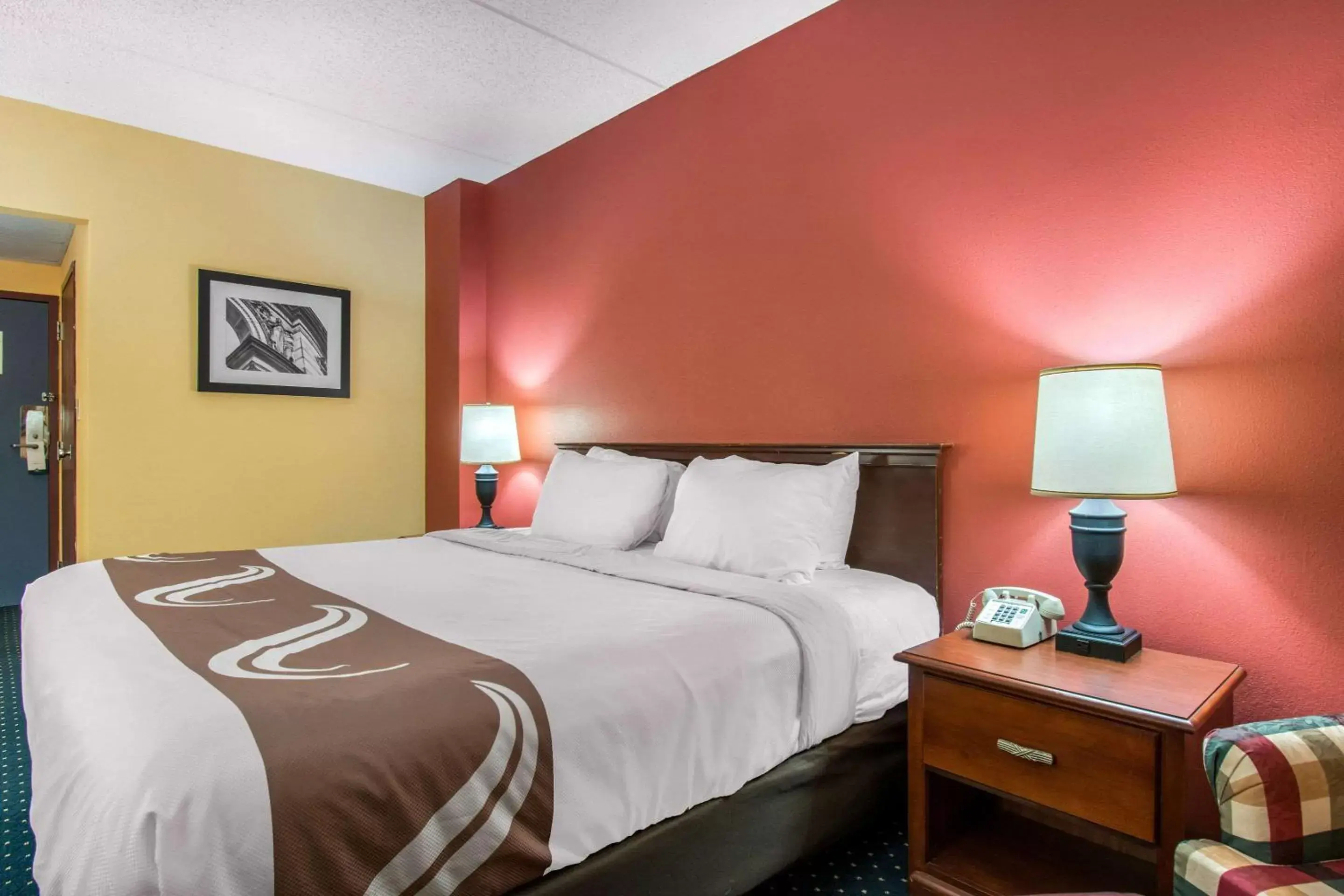 King Room - Accessible/Non-Smoking in Quality Inn Carlisle South King Room - Accessible/Non-Smoking in Quality Inn Carlisle South