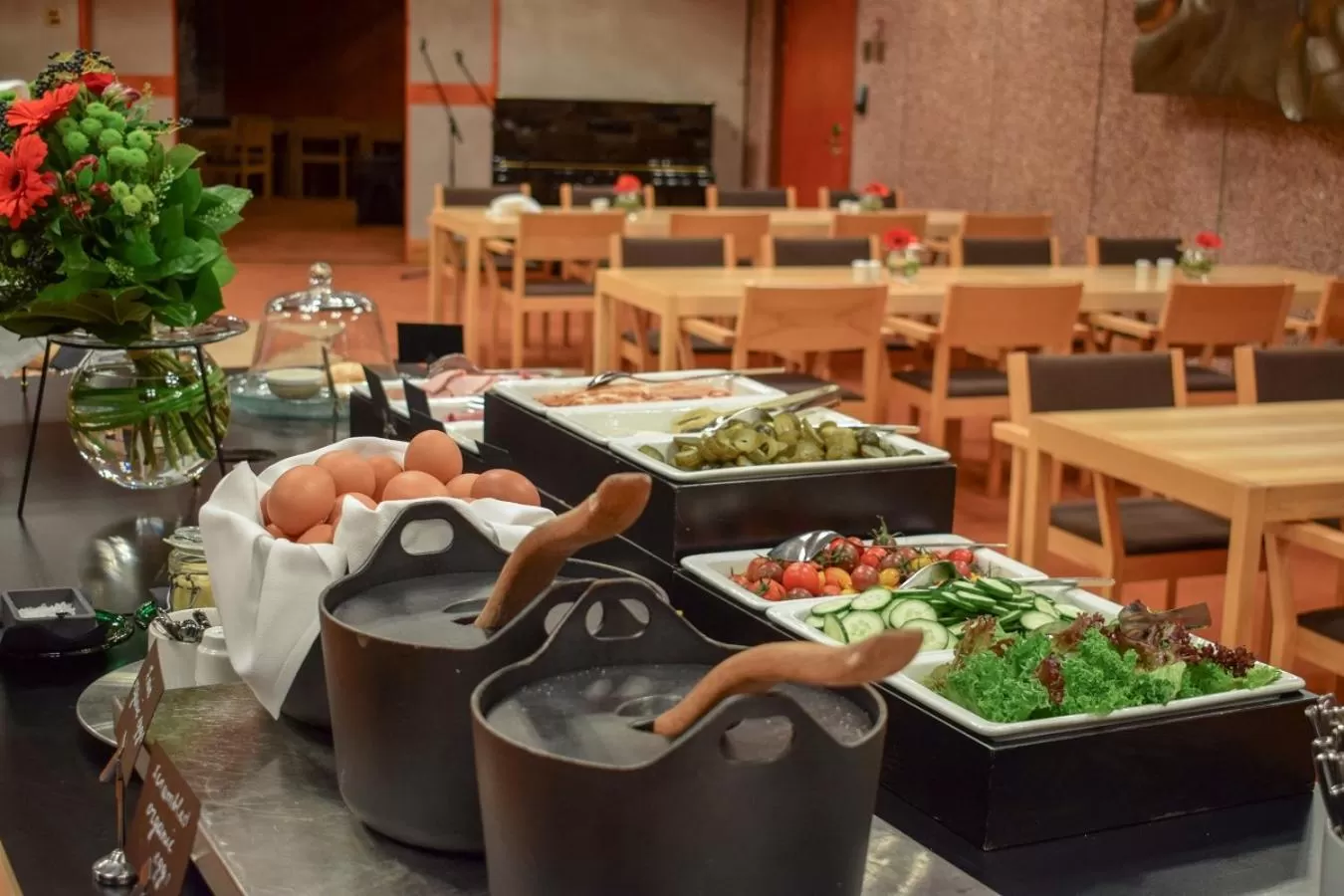 Buffet breakfast in Hotel Hanasaari