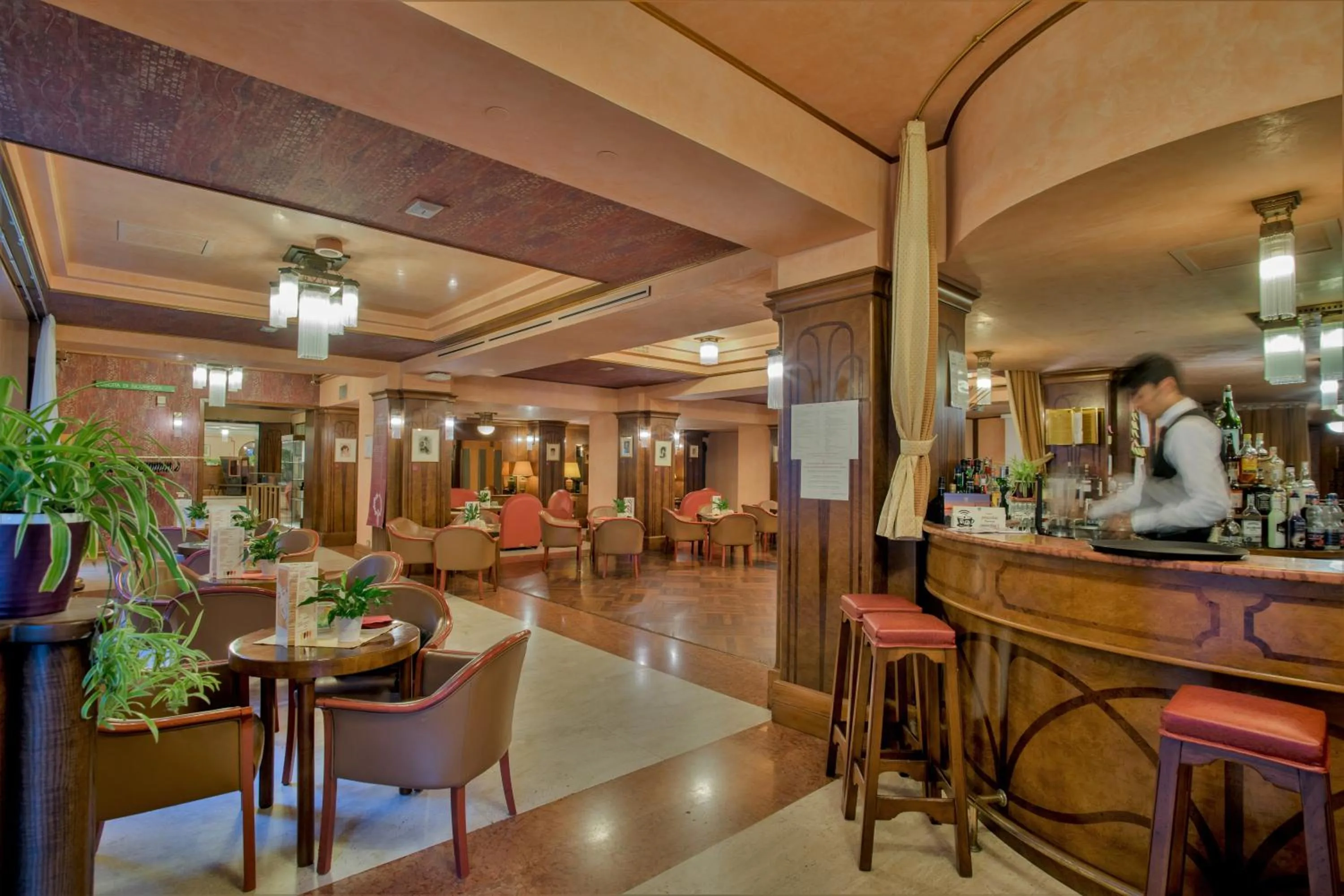 Alcoholic drinks in Grand Hotel Astoria