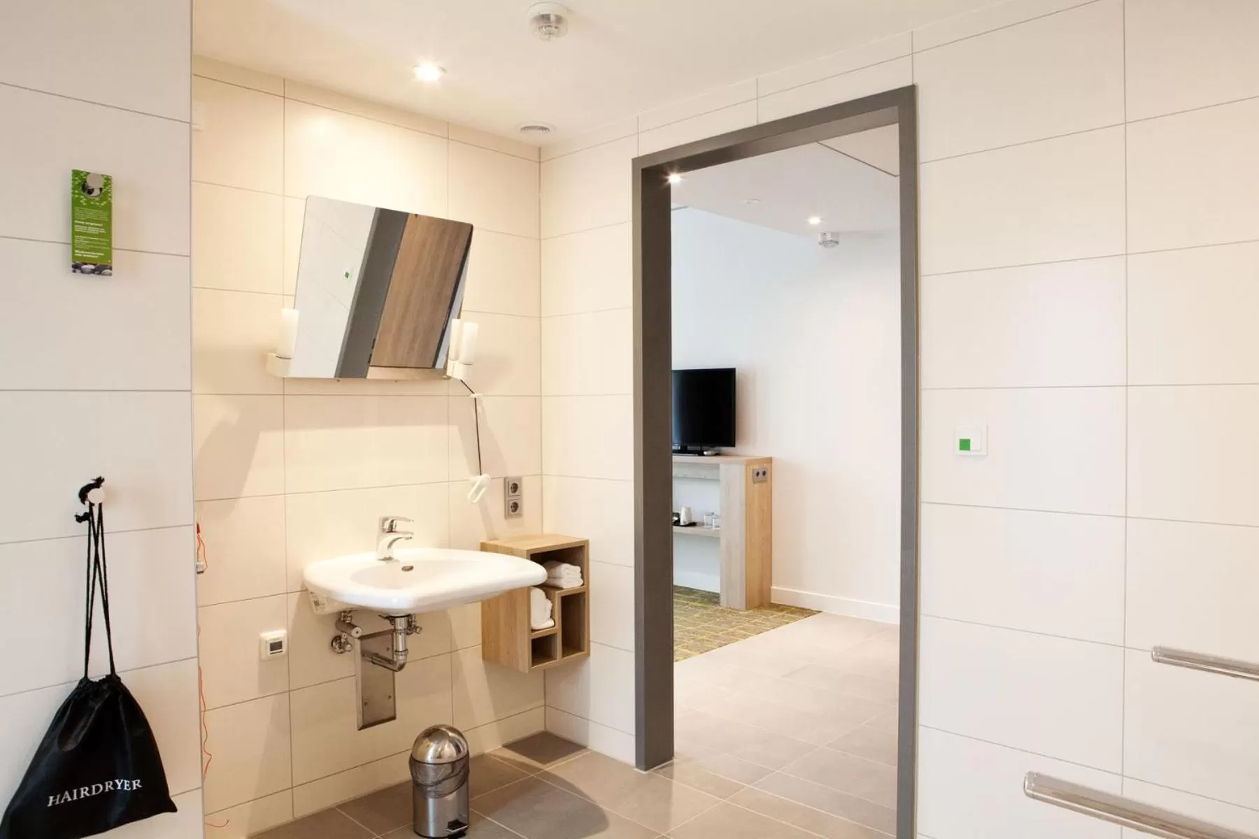 Bathroom in Hampton By Hilton Dortmund Phoenix See