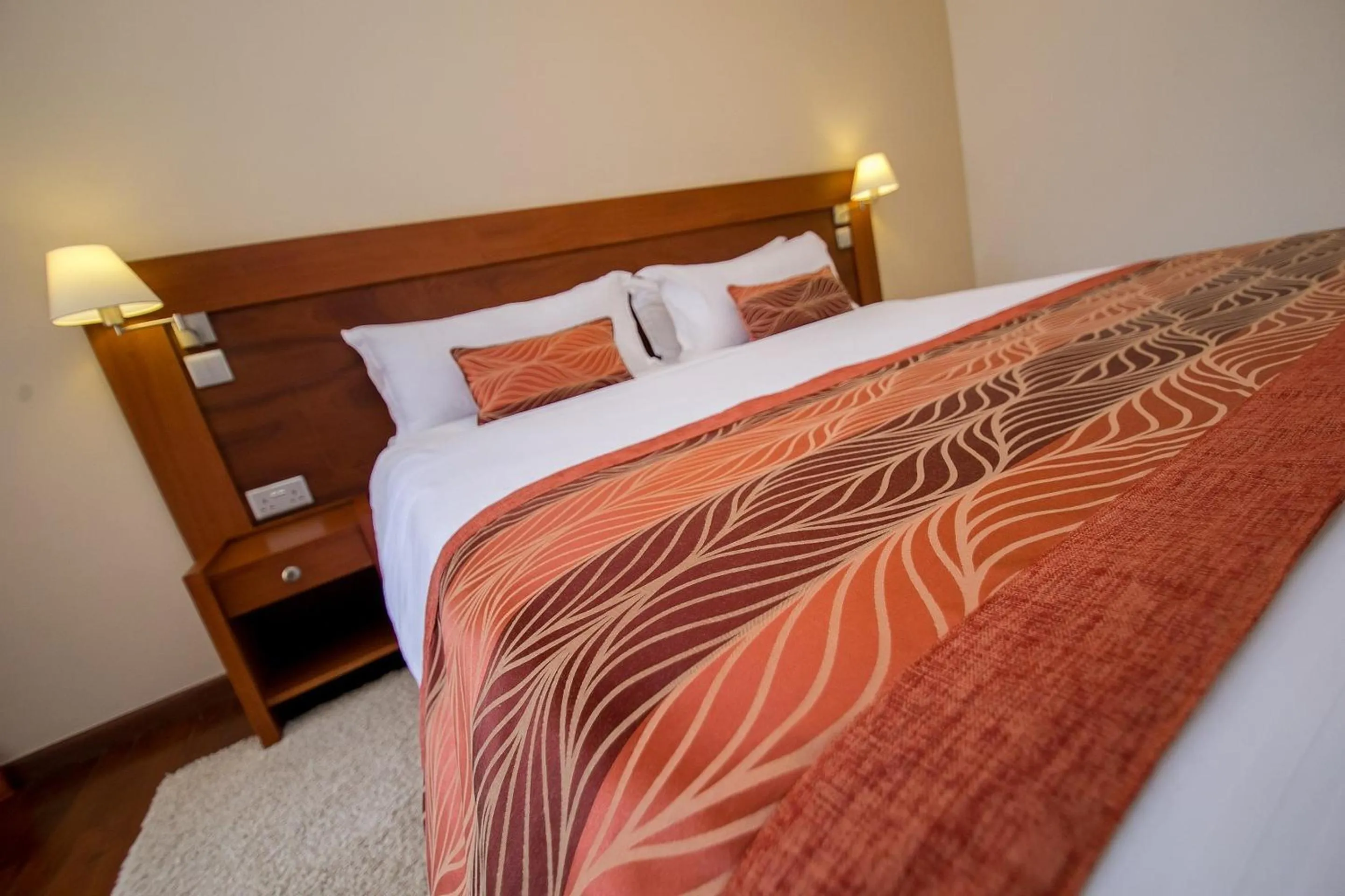 Bedroom, Bed in Waridi Paradise Hotel and Suites