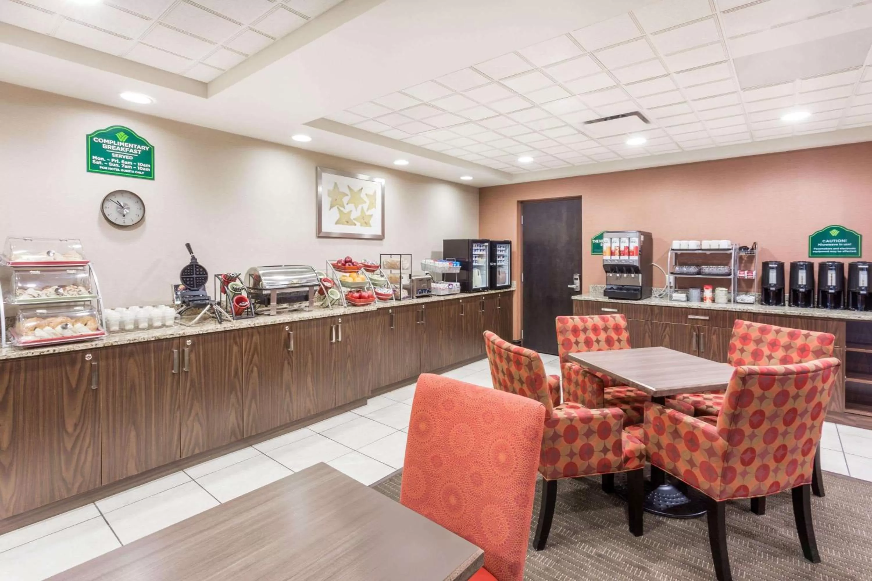 Restaurant/places to eat in Wingate by Wyndham Regina
