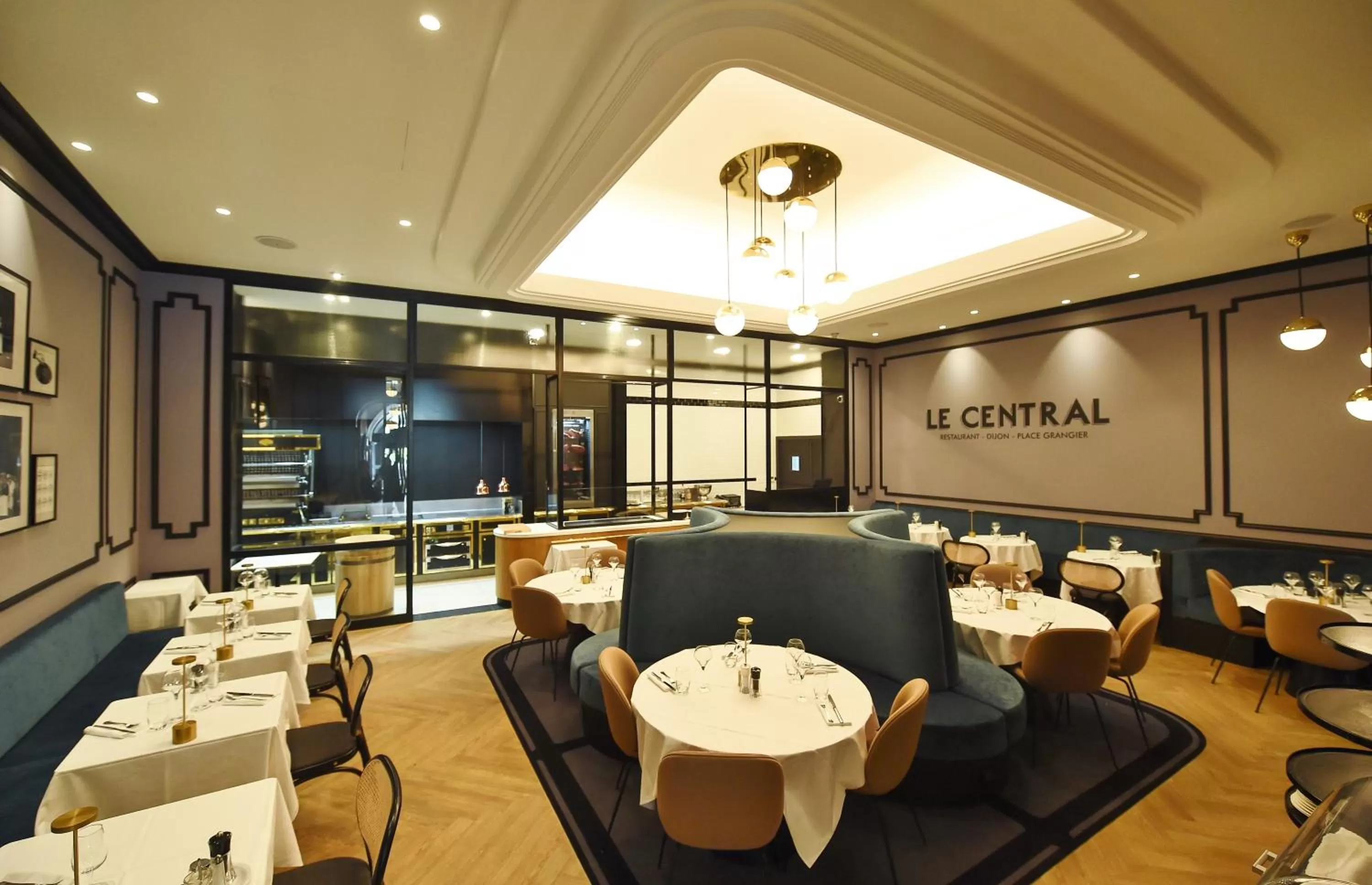 Restaurant/places to eat in ibis Styles Dijon Central