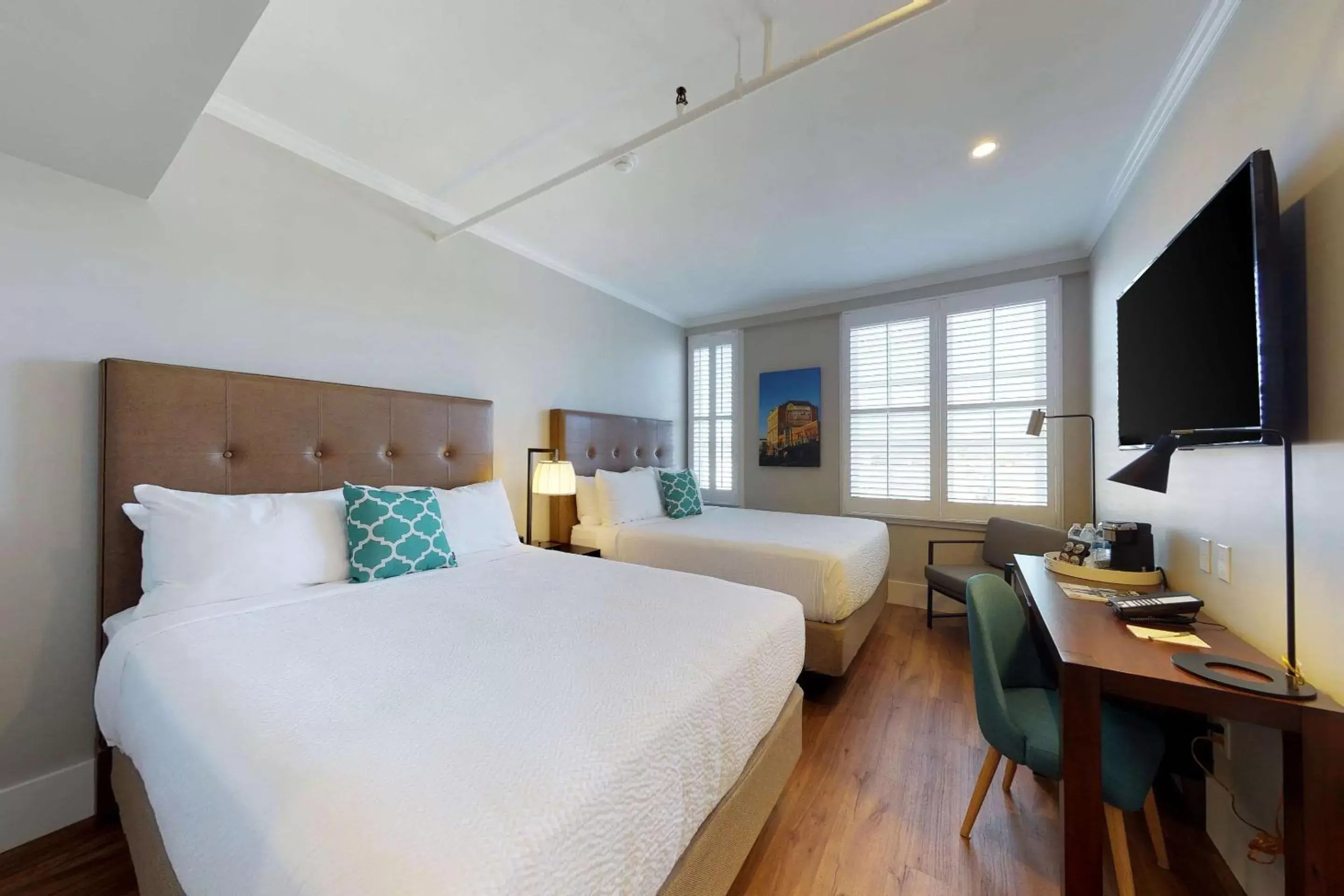 Standard 2 Queens - Non-Smoking in Hotel Petaluma, Tapestry Collection by Hilton Standard 2 Queens - Non-Smoking in Hotel Petaluma, Tapestry Collection by Hilton