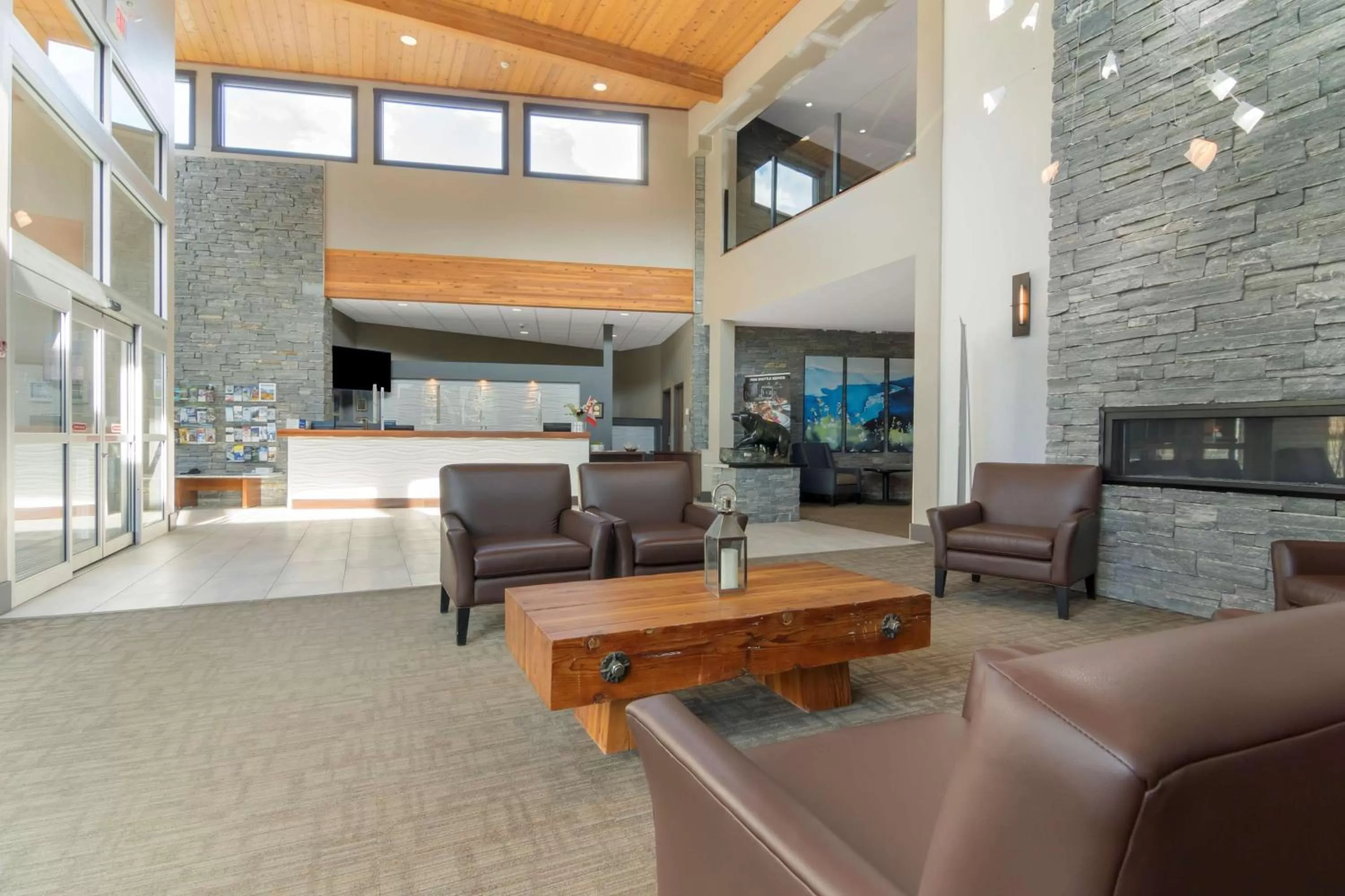 Lobby or reception in Best Western Plus Revelstoke