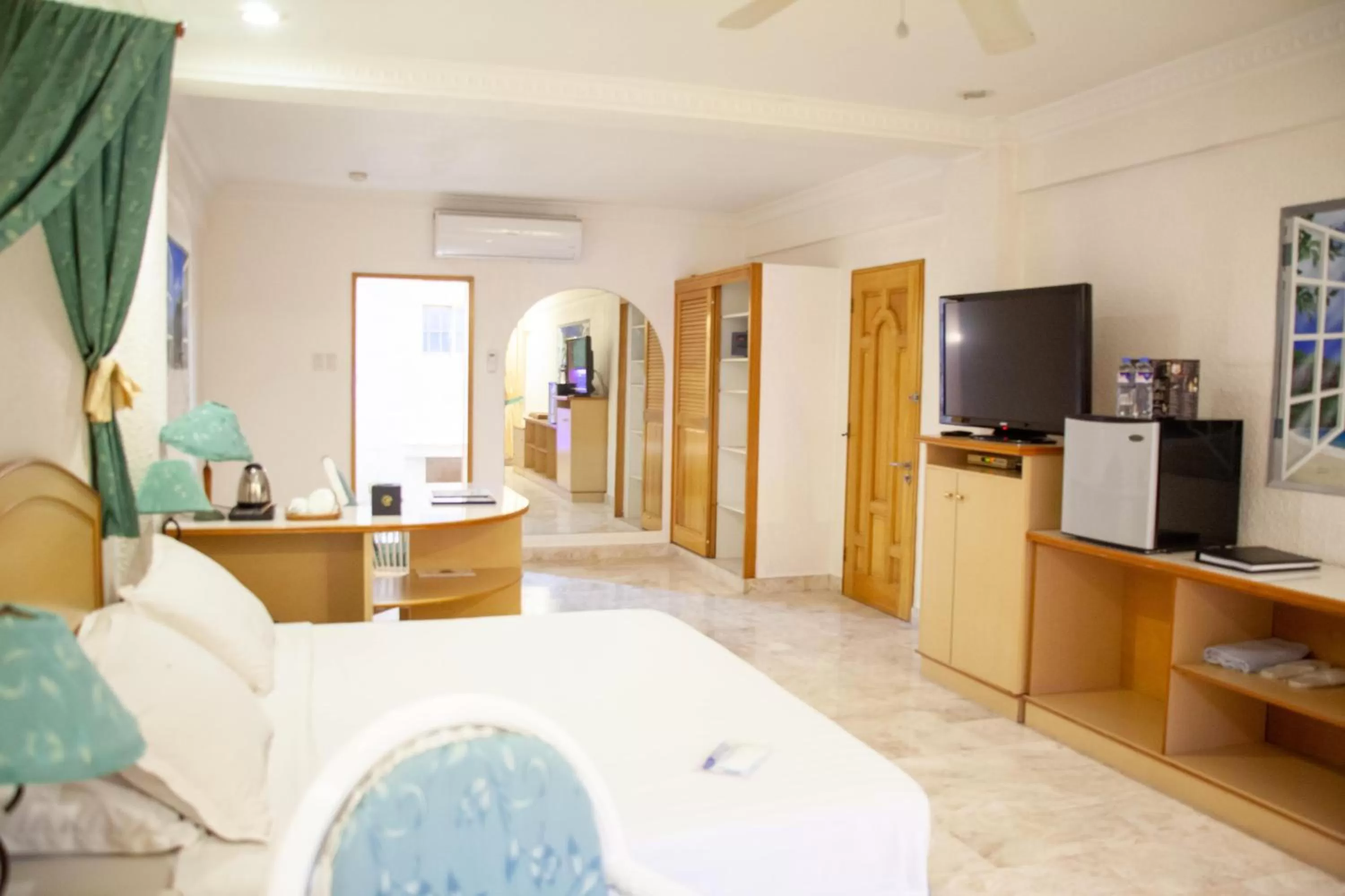 Bed in Clarkton Hotel Apartment