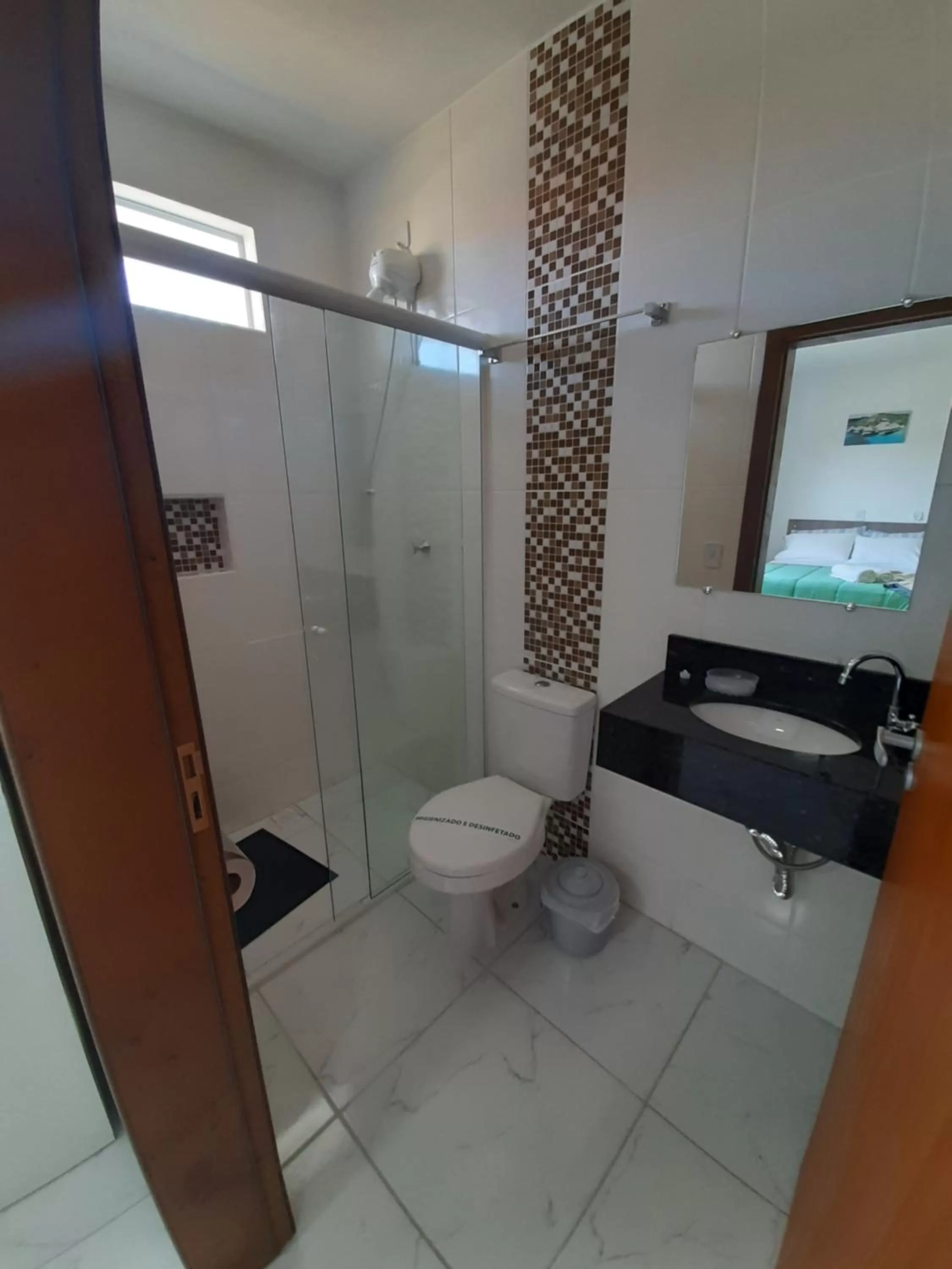 PENHAFLAT, STUDIO COMPLÉTO, C GARAGEM , A 700 m do parque e 120 m da praia