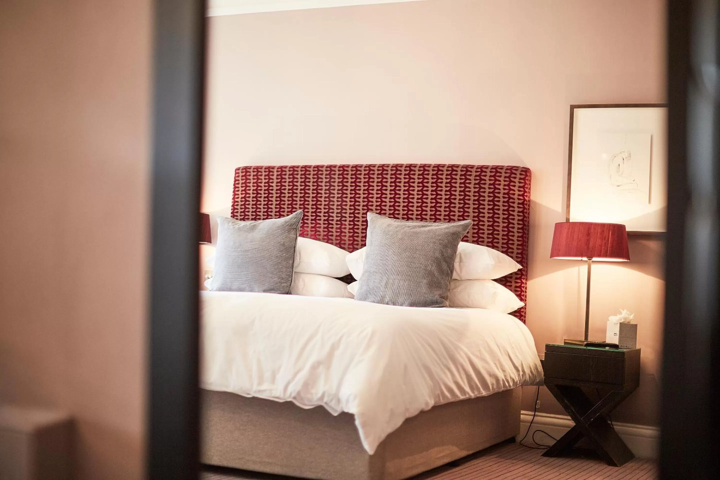 Bedroom, Bed in Milton Hill House