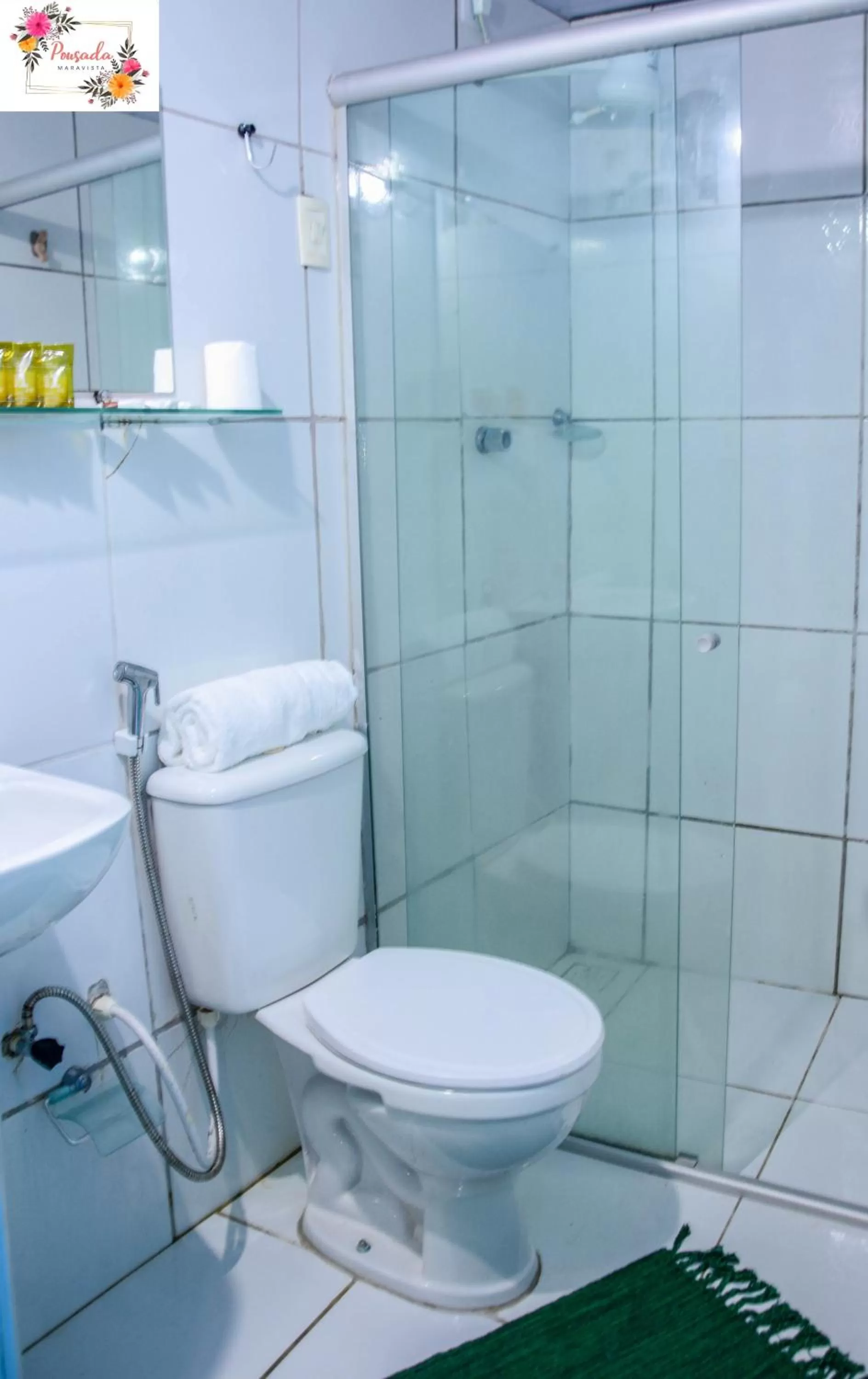 Shower in Hotel Pousada Maravista