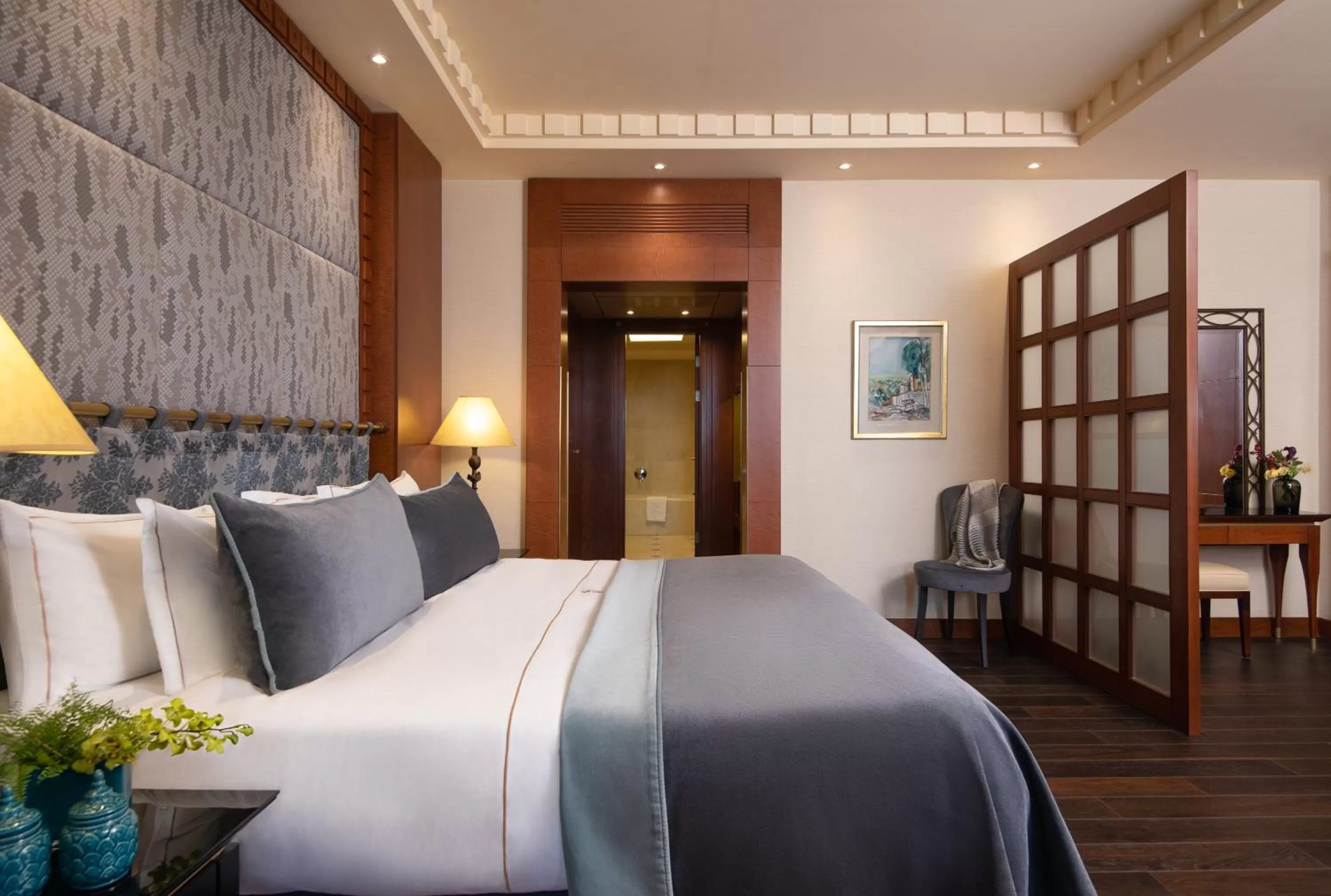 Bedroom, Bed in King David Hotel Jerusalem