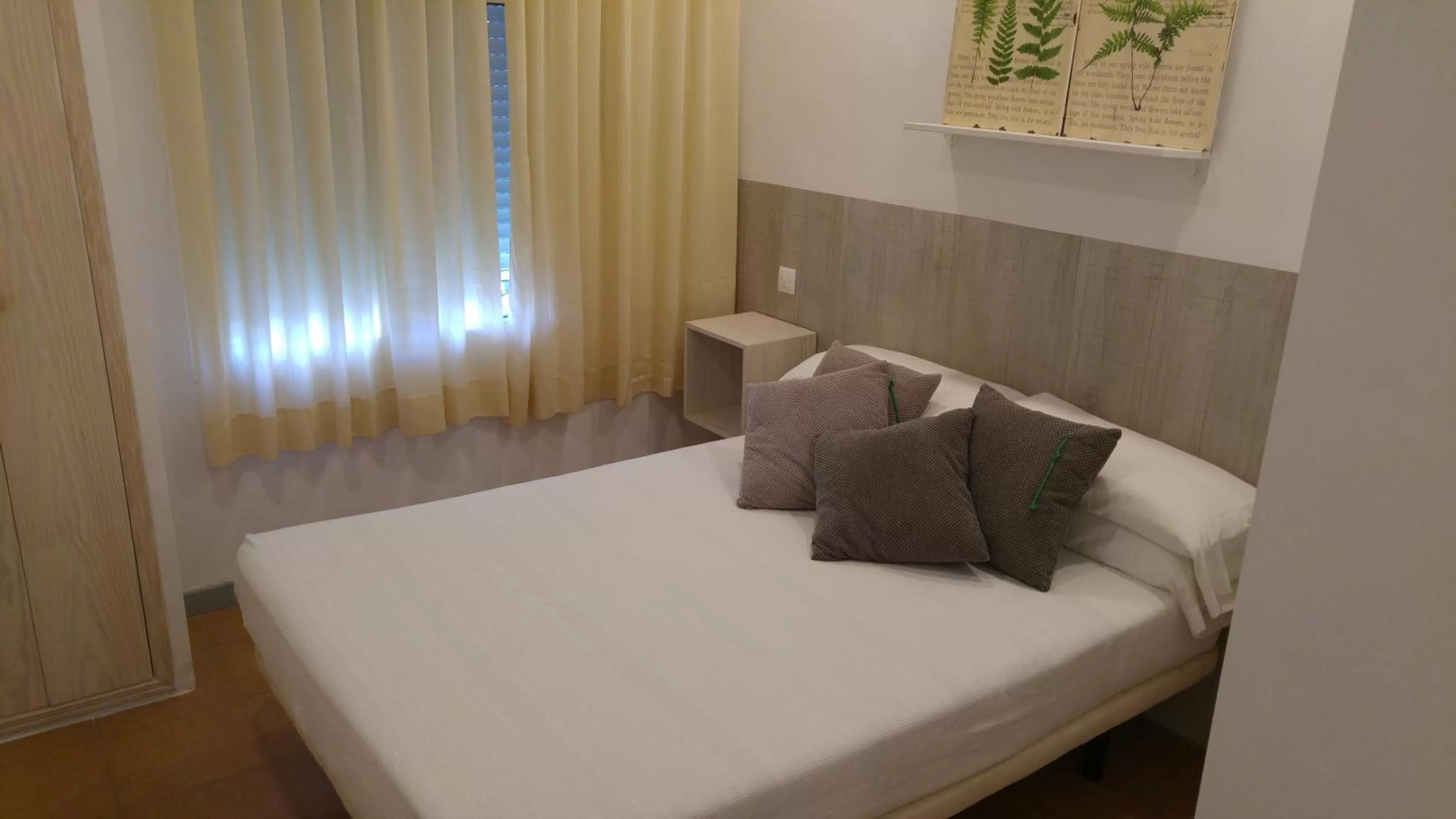 Photo of the whole room, Bed in Campomar Playa