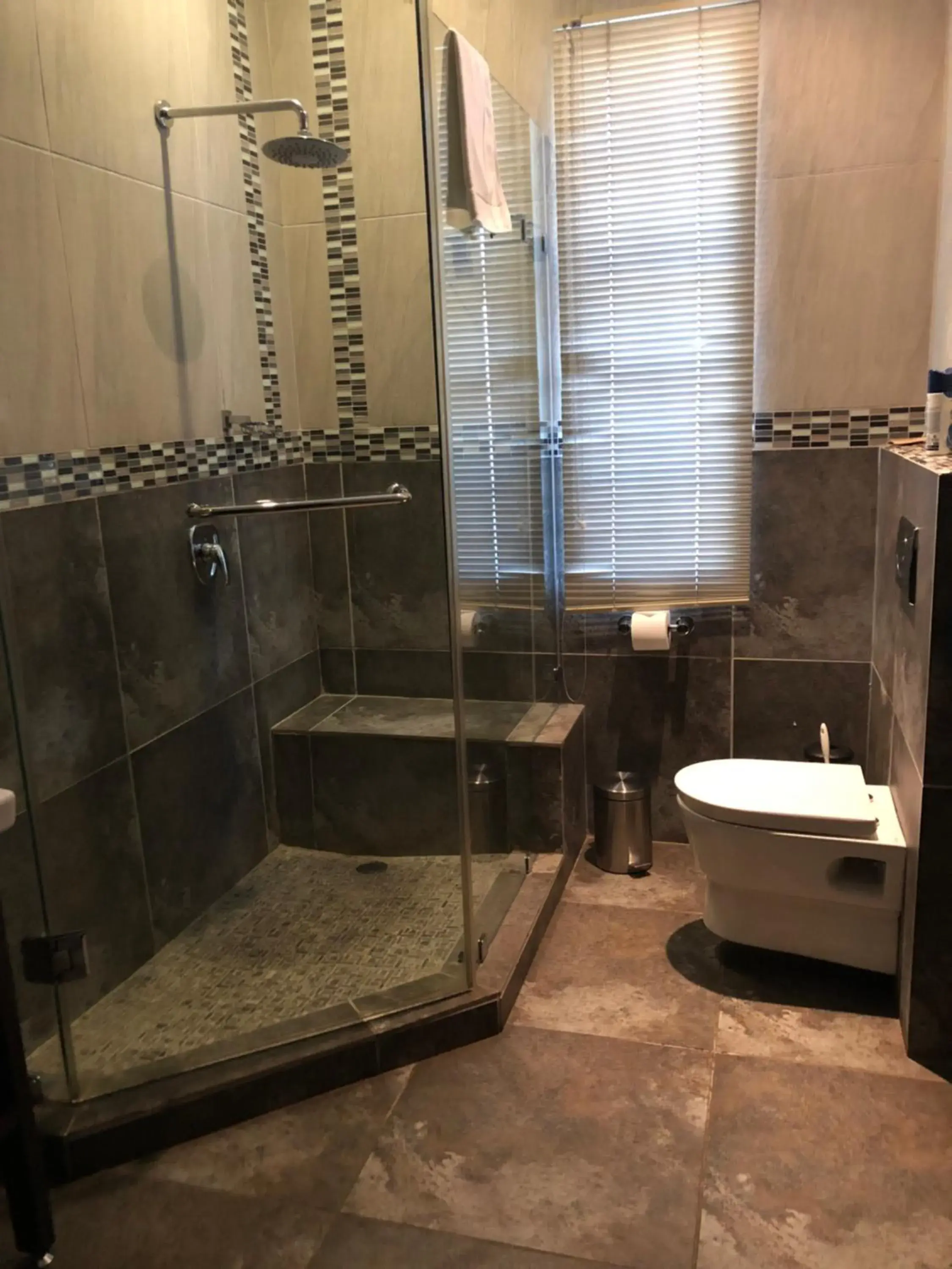 Deluxe Double Room - single occupancy in Goodey's Guesthouse Deluxe Double Room - single occupancy in Goodey's Guesthouse