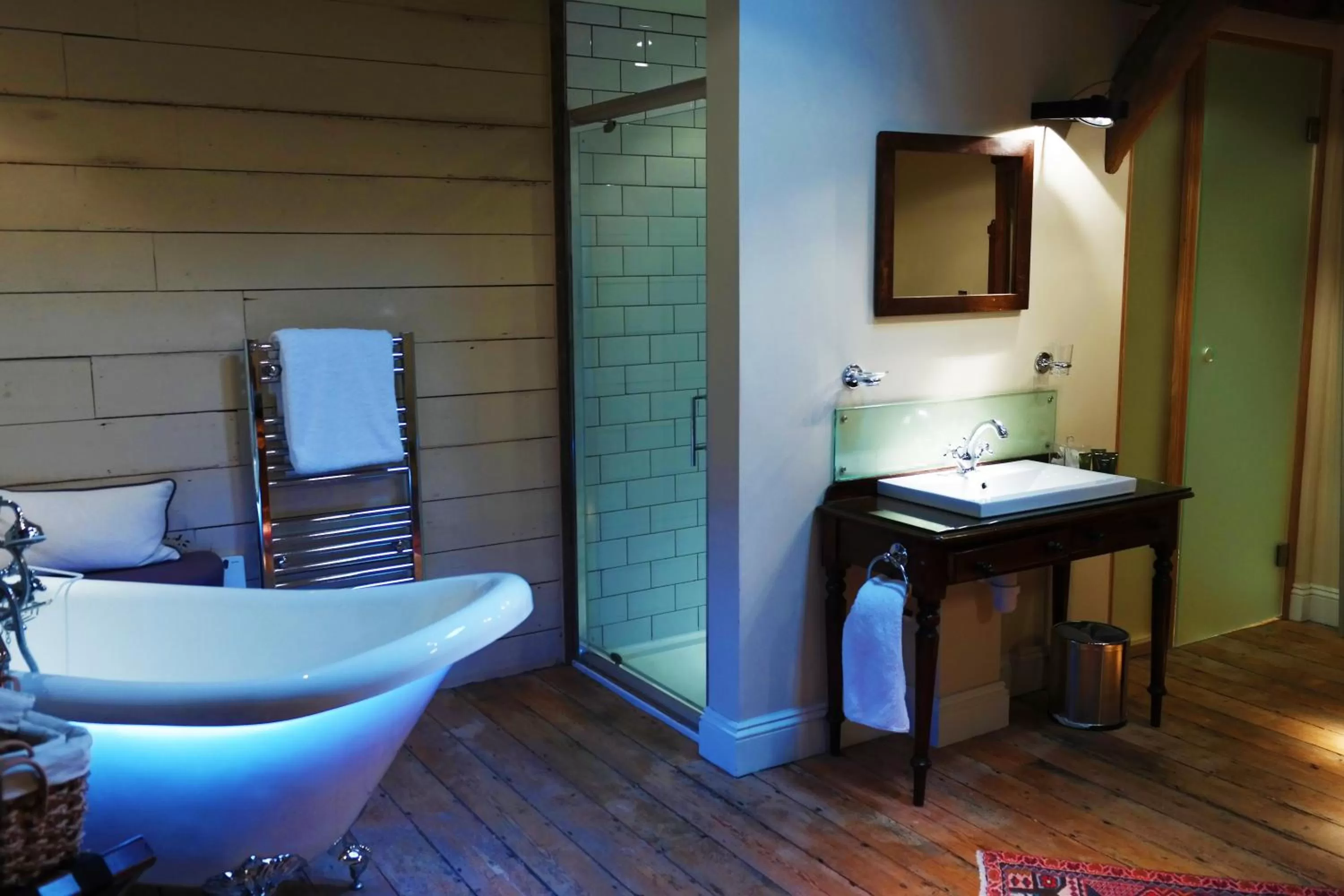 Bathroom in The Cross Keys