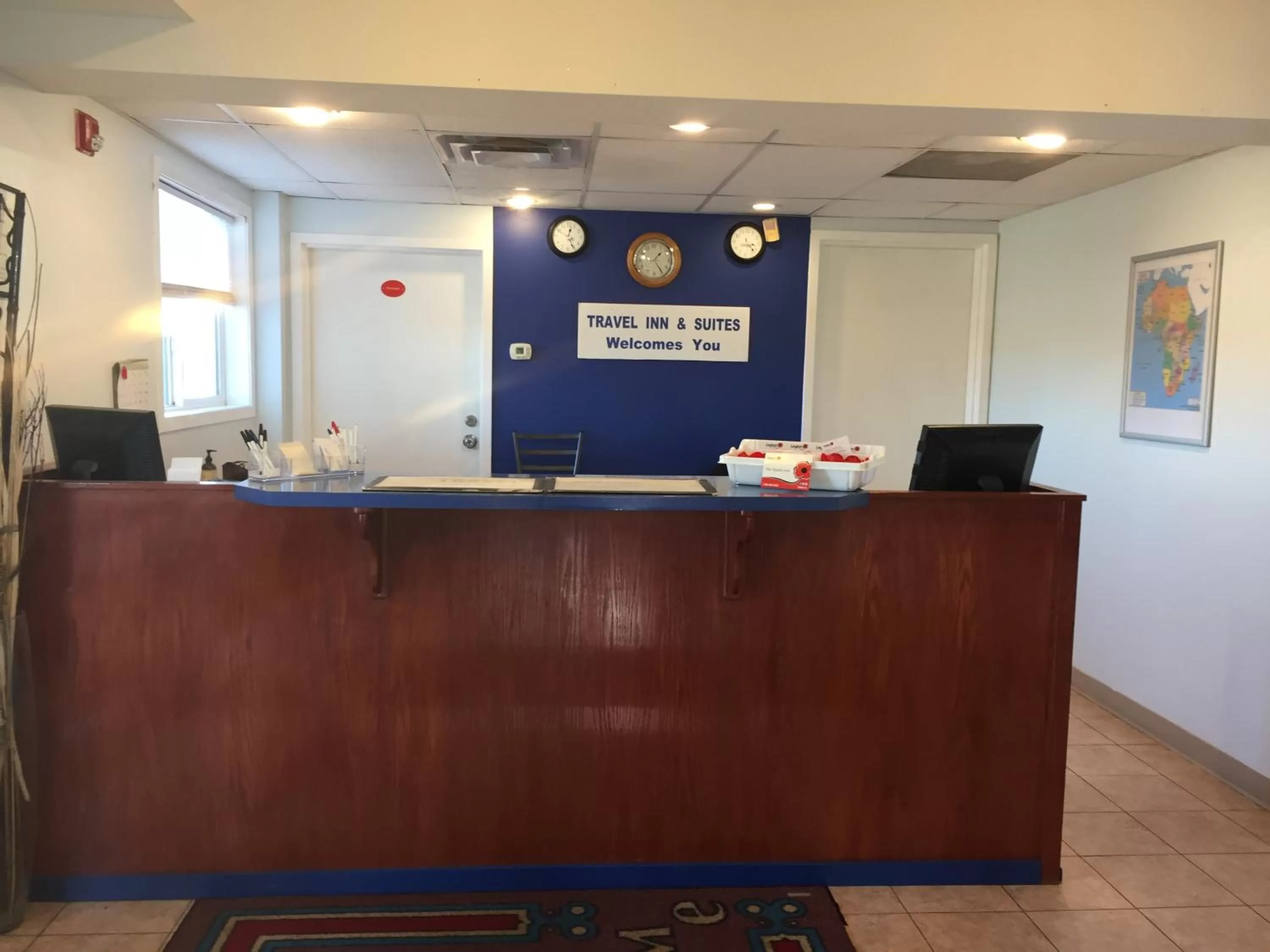 Lobby/Reception in Travel Inn & Suites