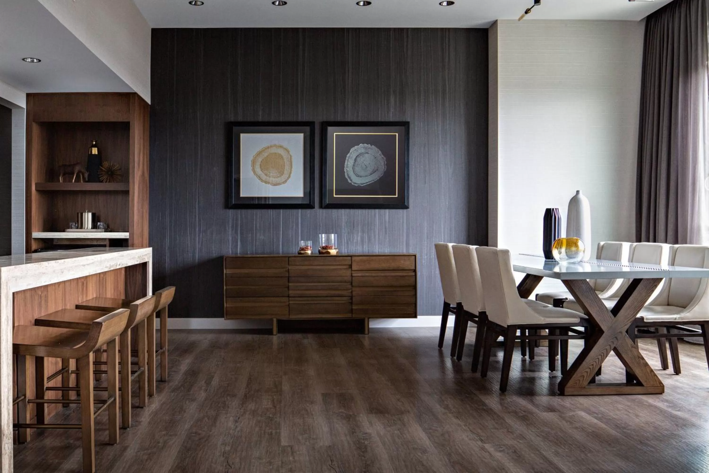 Living room in Houston CityPlace Marriott at Springwoods Village