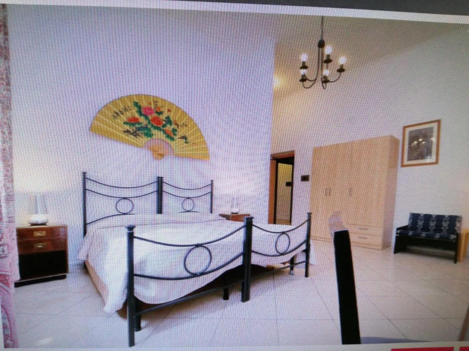 Photo of the whole room, Bed in Hotel Touring