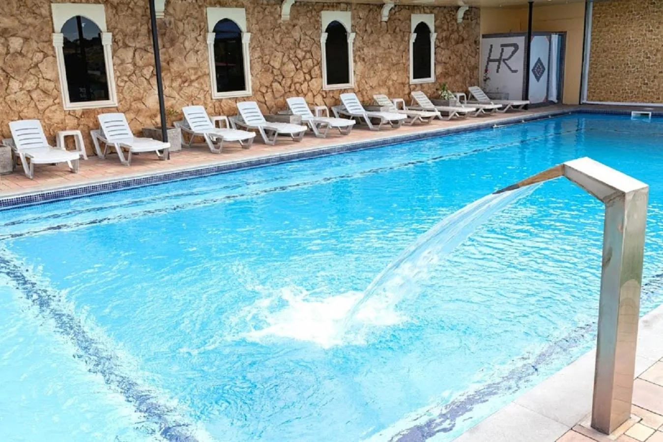 Swimming pool in Regineh Hotel