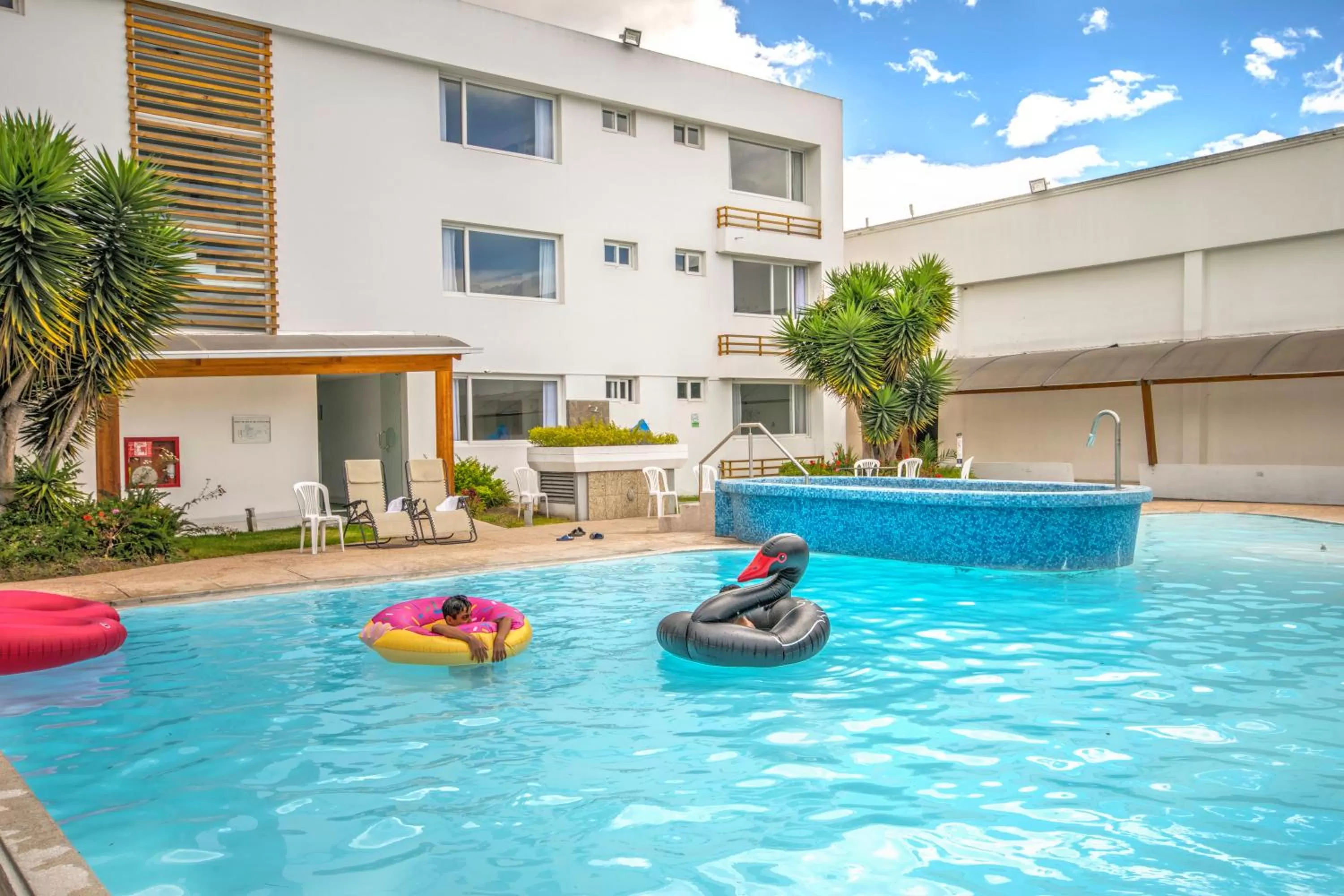 Pool view, Swimming Pool in Hotel Ajavi