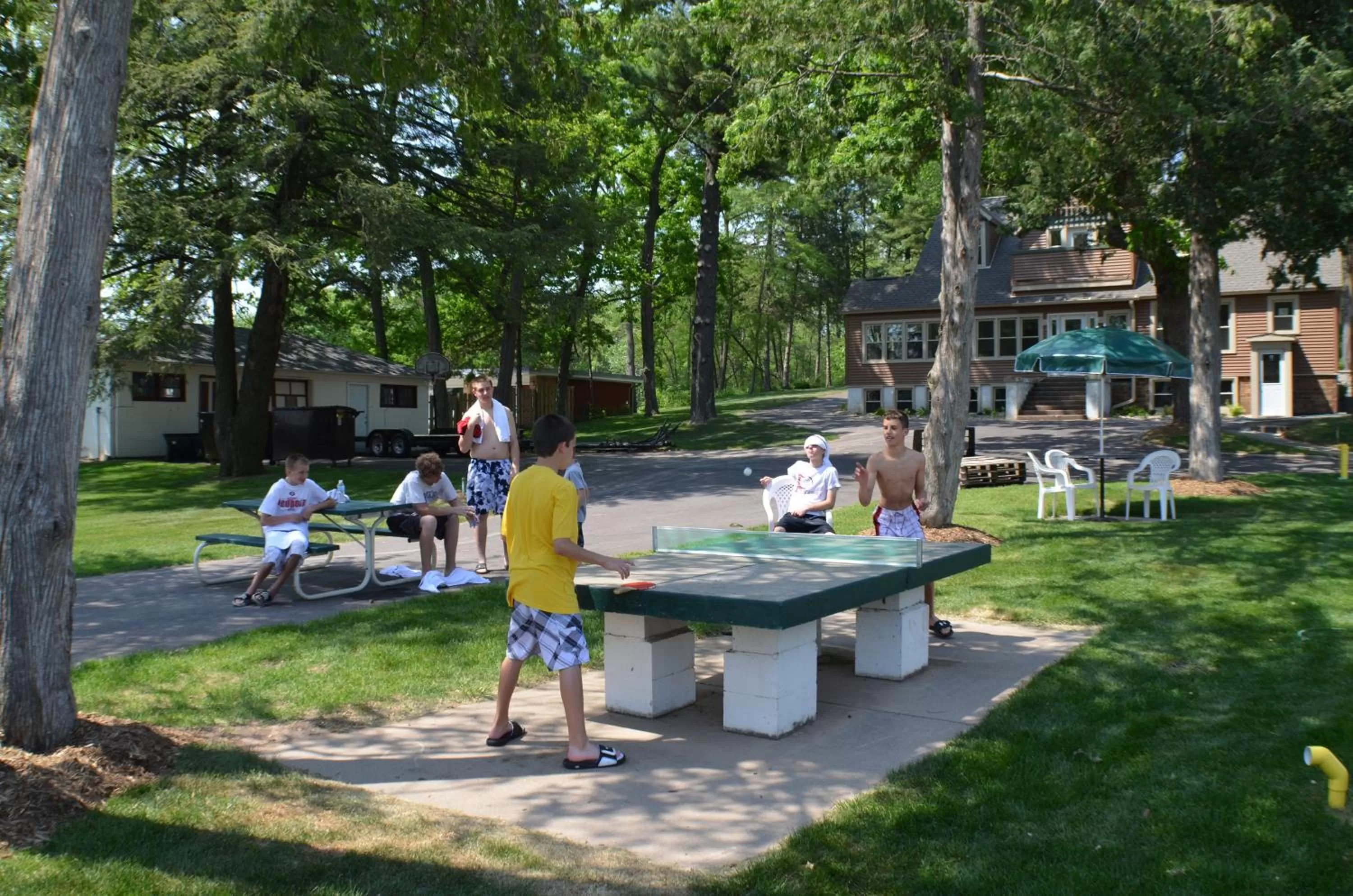 Day in Amber's Inn and Suites