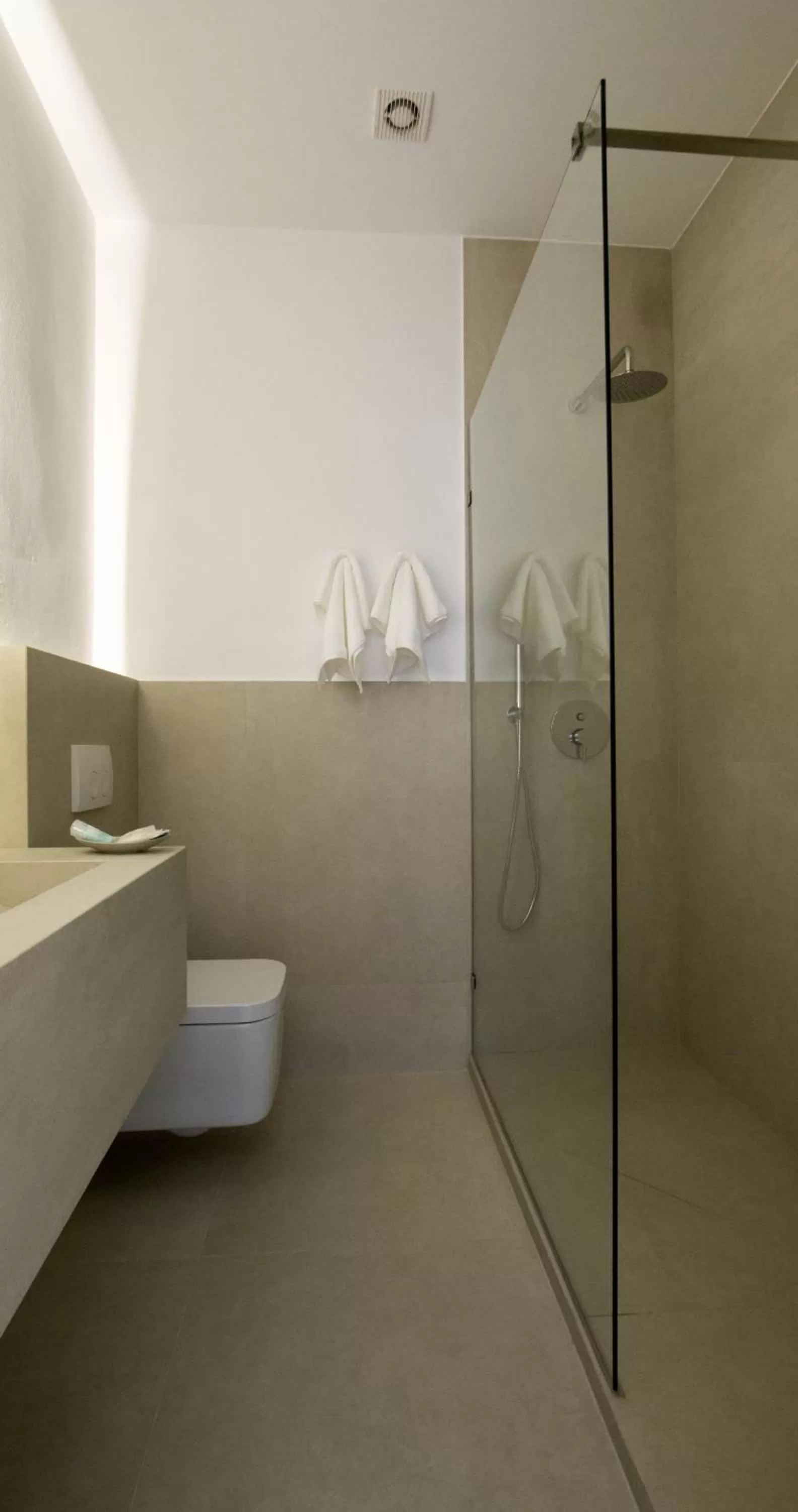 Shower in Destil B&B