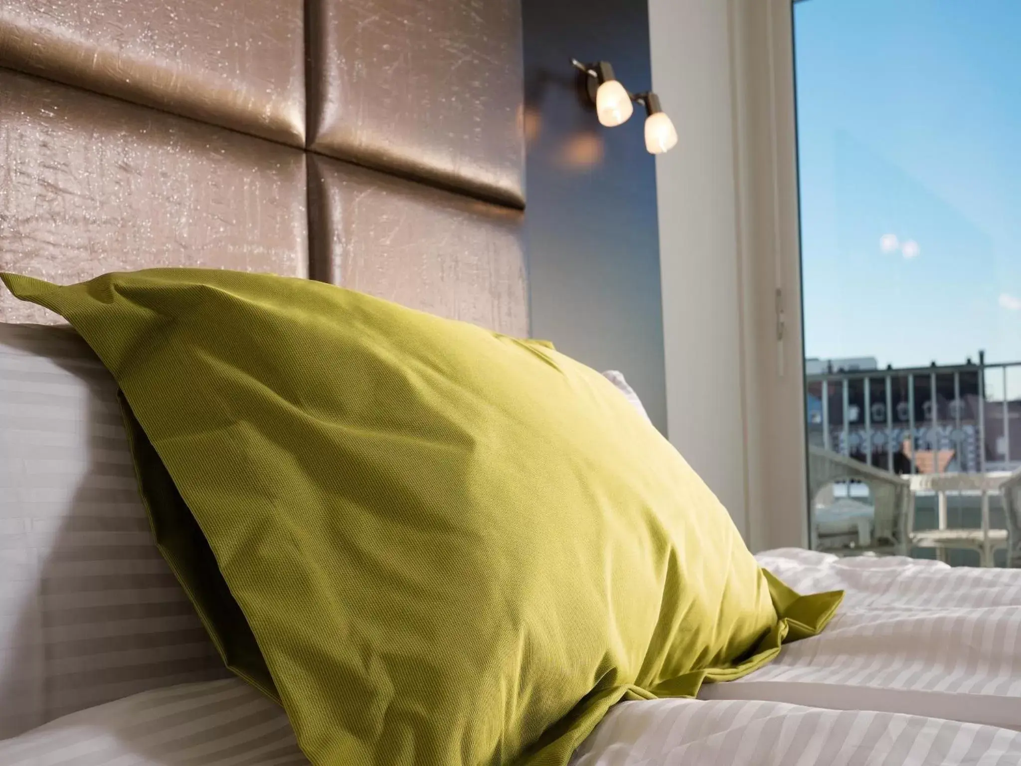 Standard Double Room in Boutique Hotel Bellevue Rheinfelden / Basel Standard Double Room in Boutique Hotel Bellevue Rheinfelden / Basel