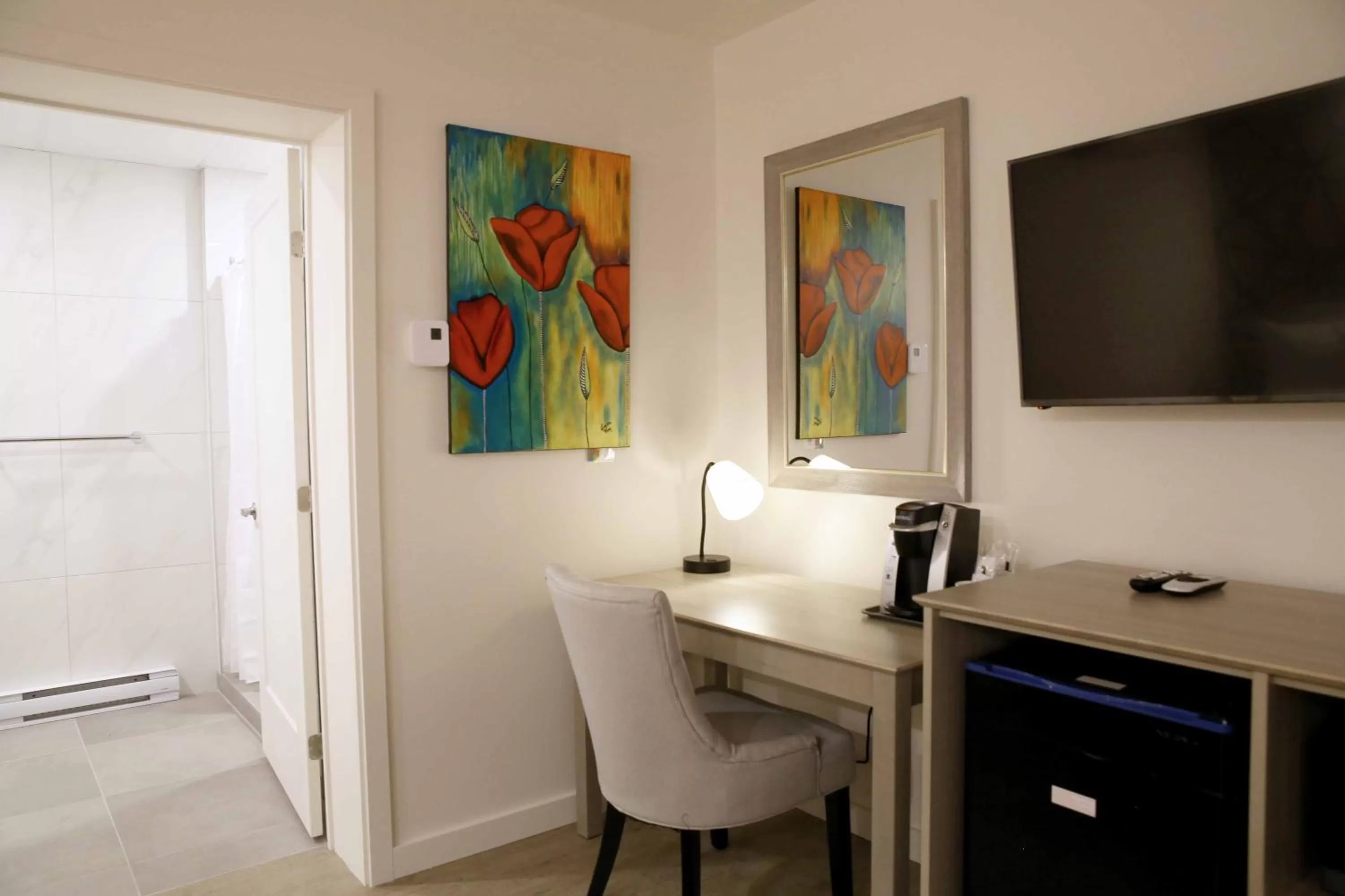 Bedroom in Auberge du Grand Lac