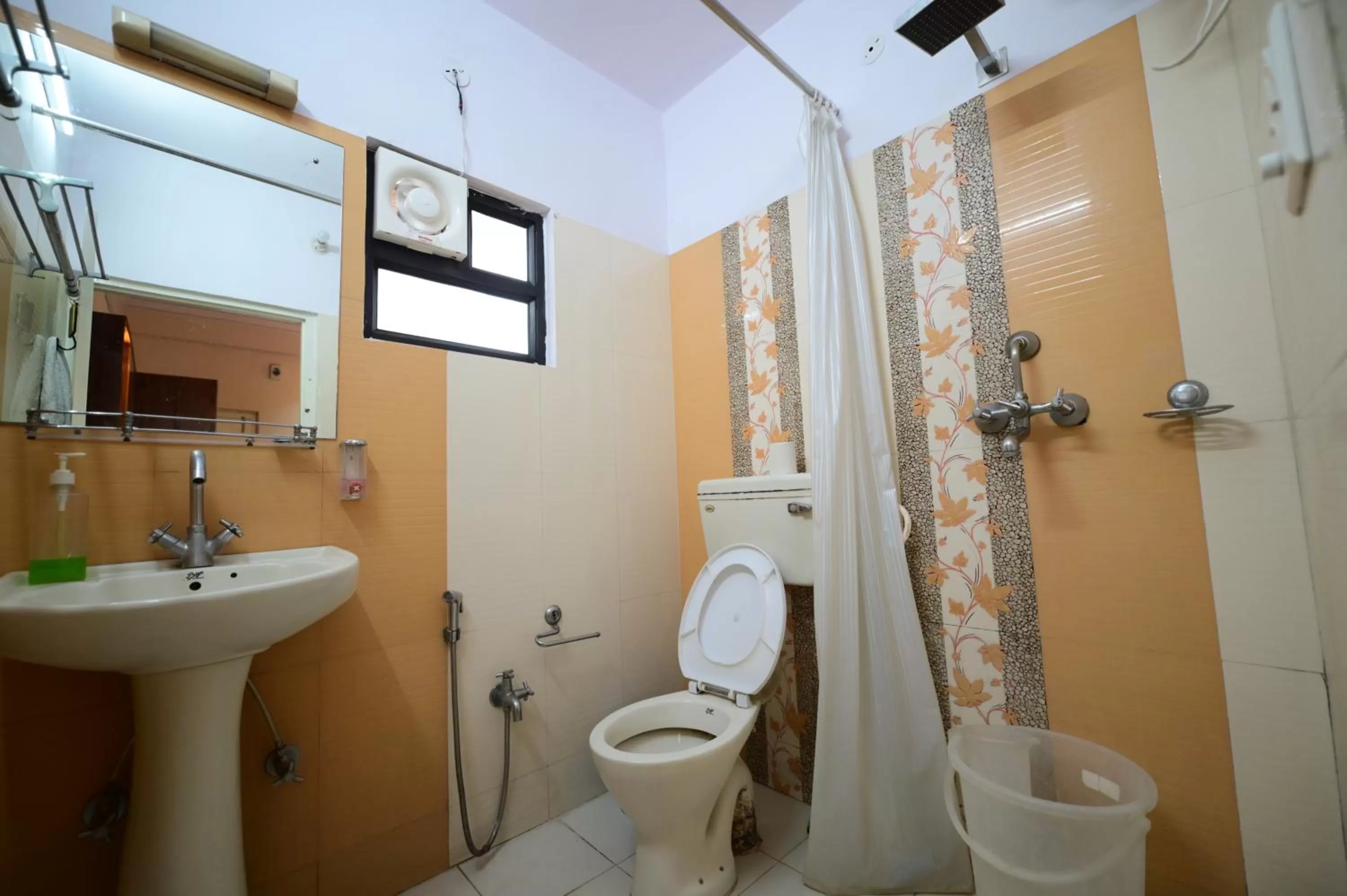 Shower in Chitra Katha - A Story Per Stay