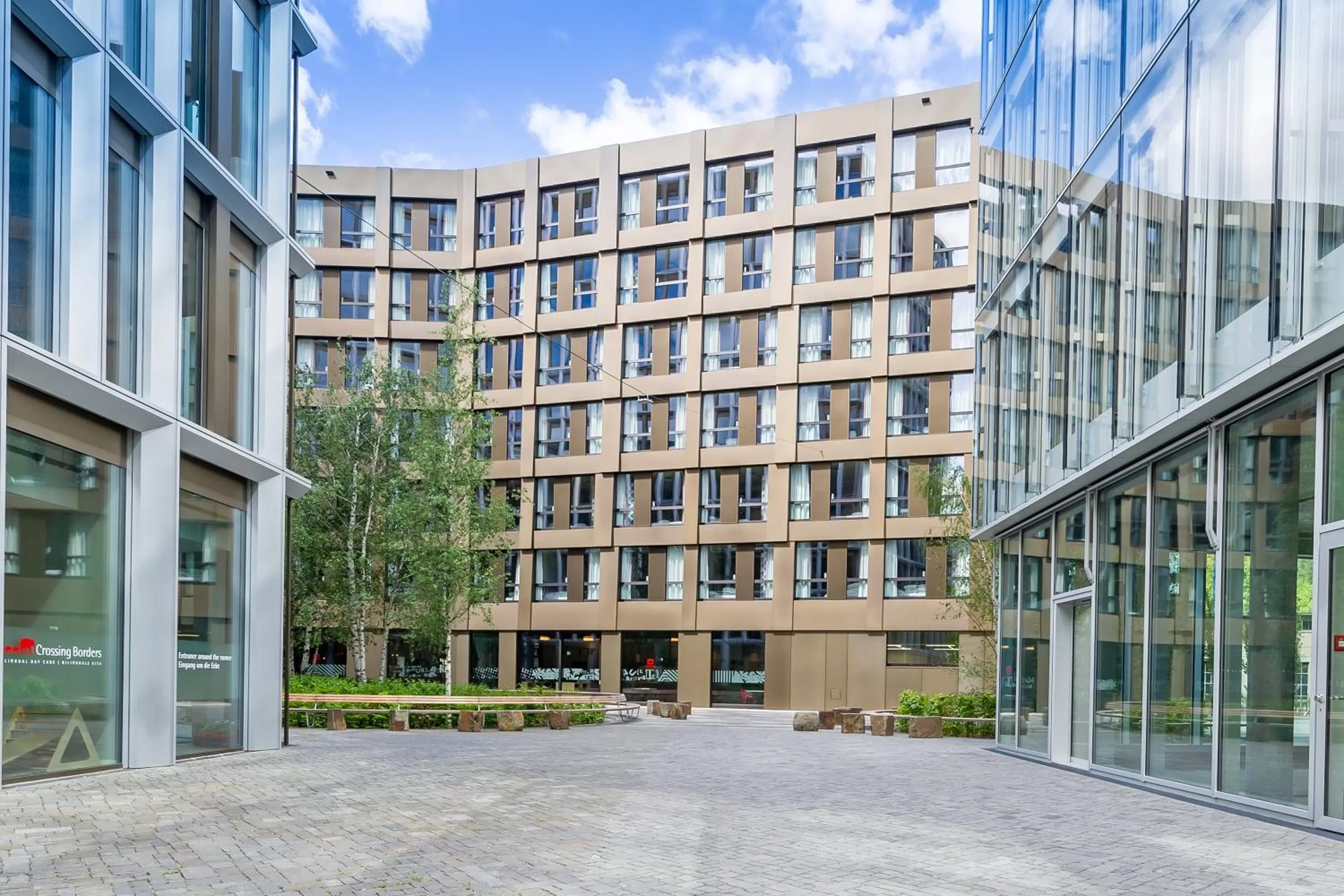 Facade/entrance, Property Building in MEININGER Hotel Zürich Greencity