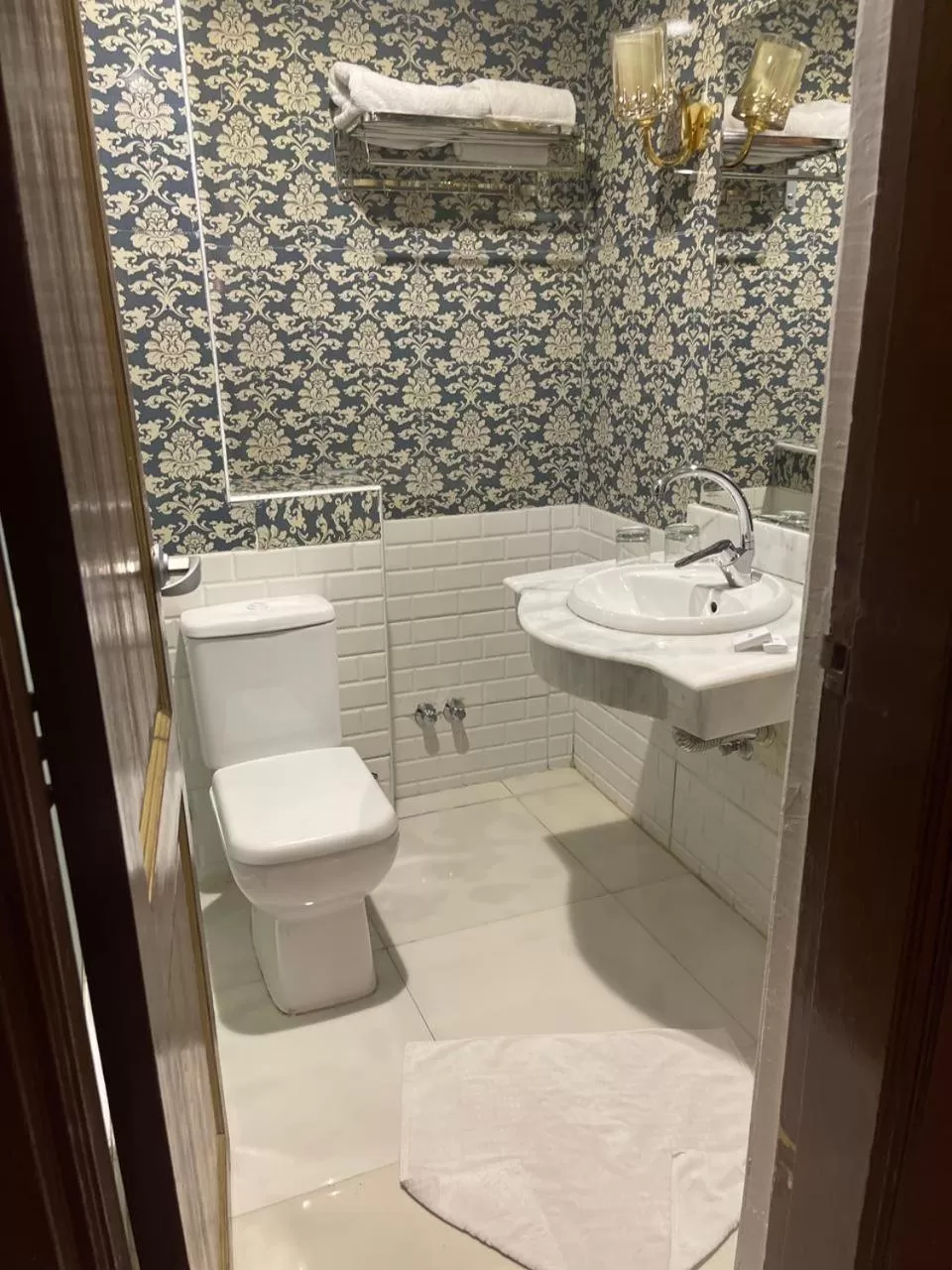 Bathroom in Cosmopolitan hotel