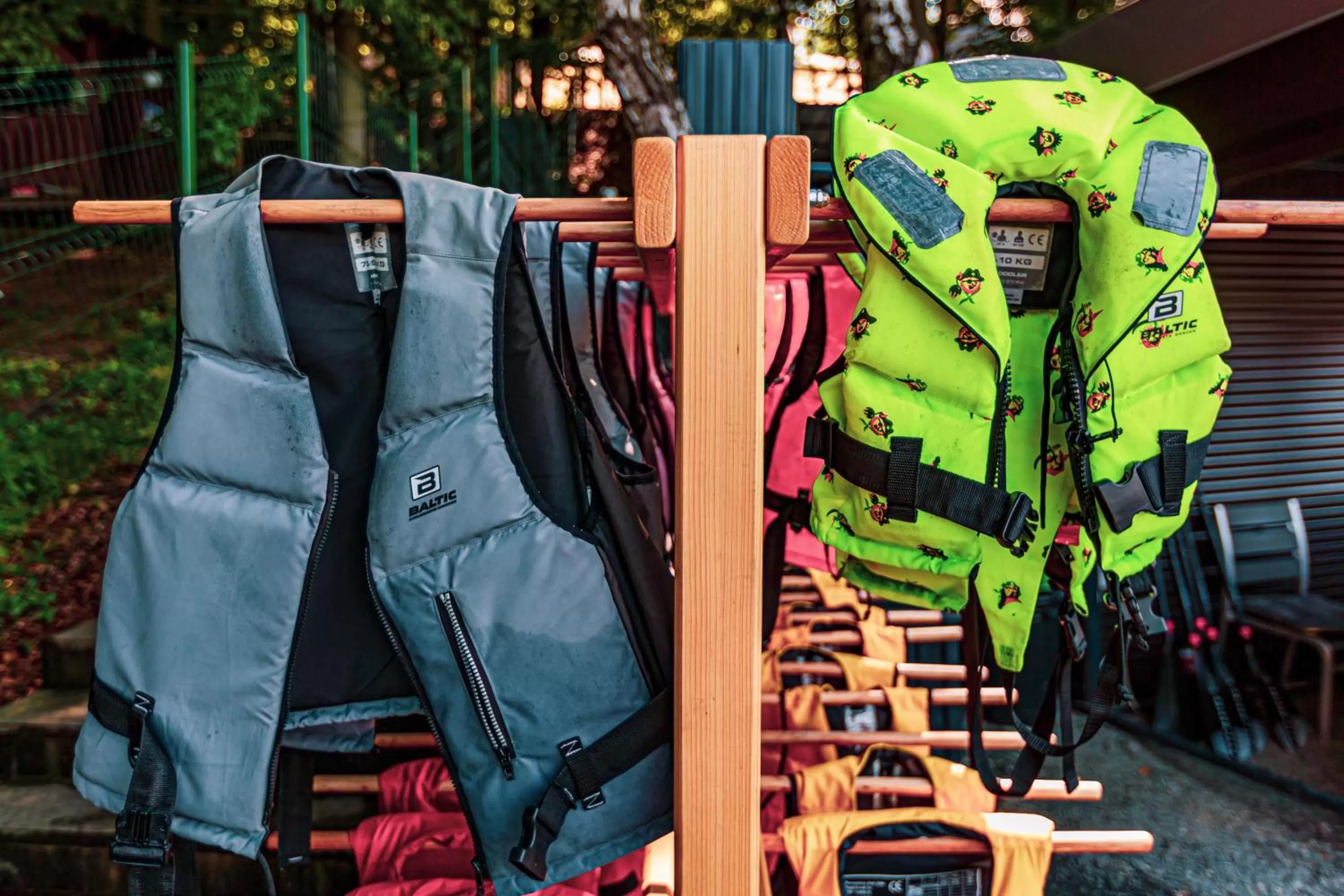 Canoeing in Adventure Lake Resort - Simared