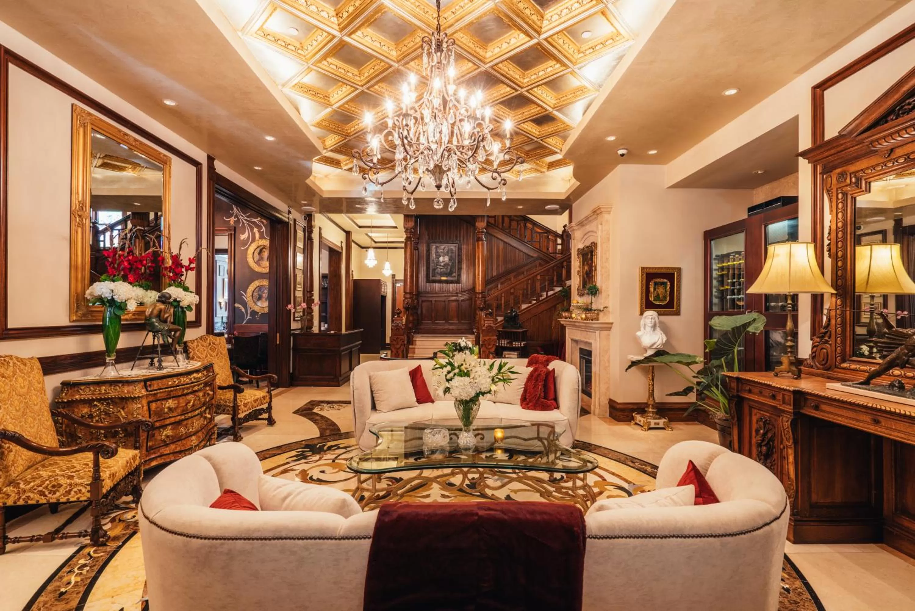 Lobby or reception in Neighbourgood Sutter Mansion