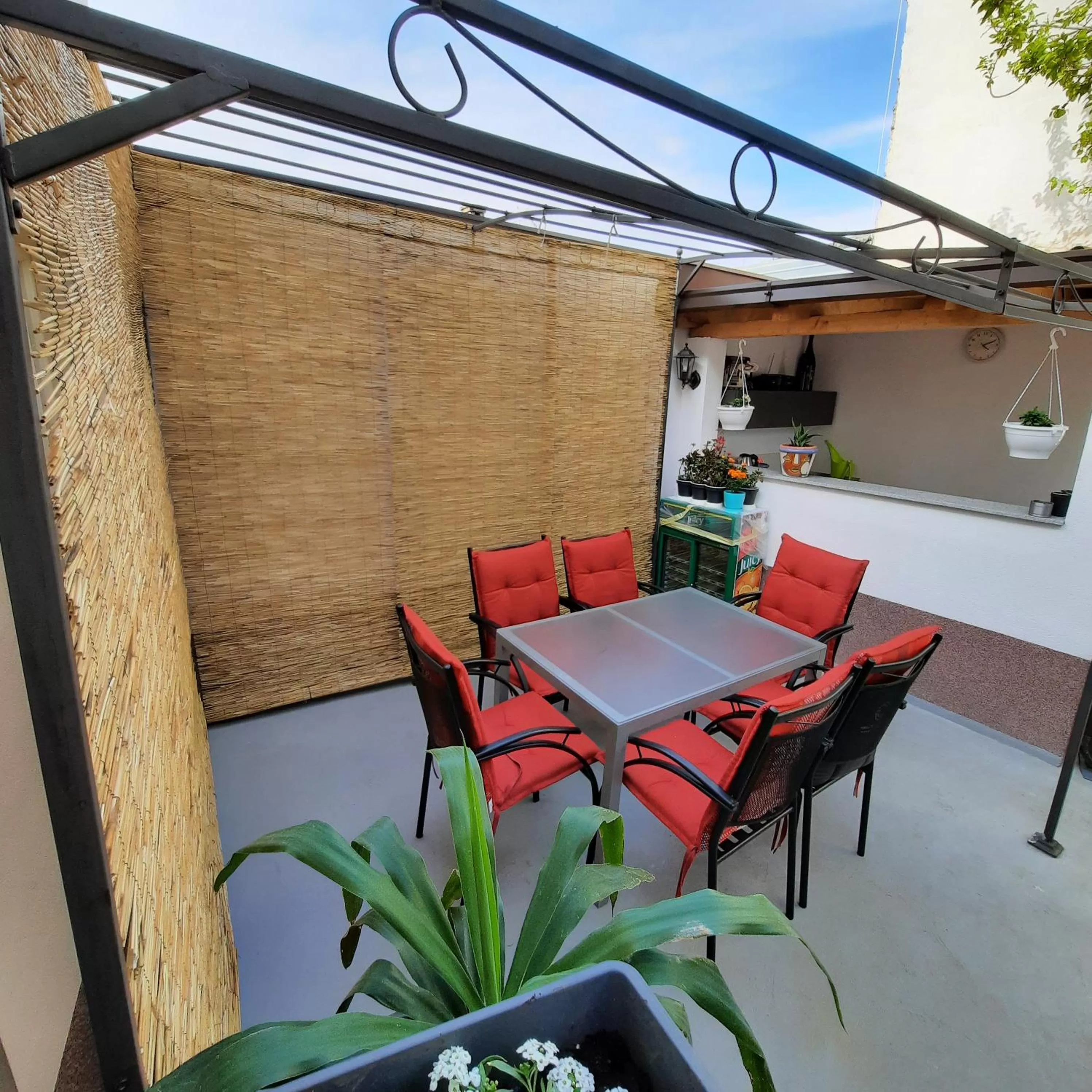 Inner courtyard view in Guest House Nana