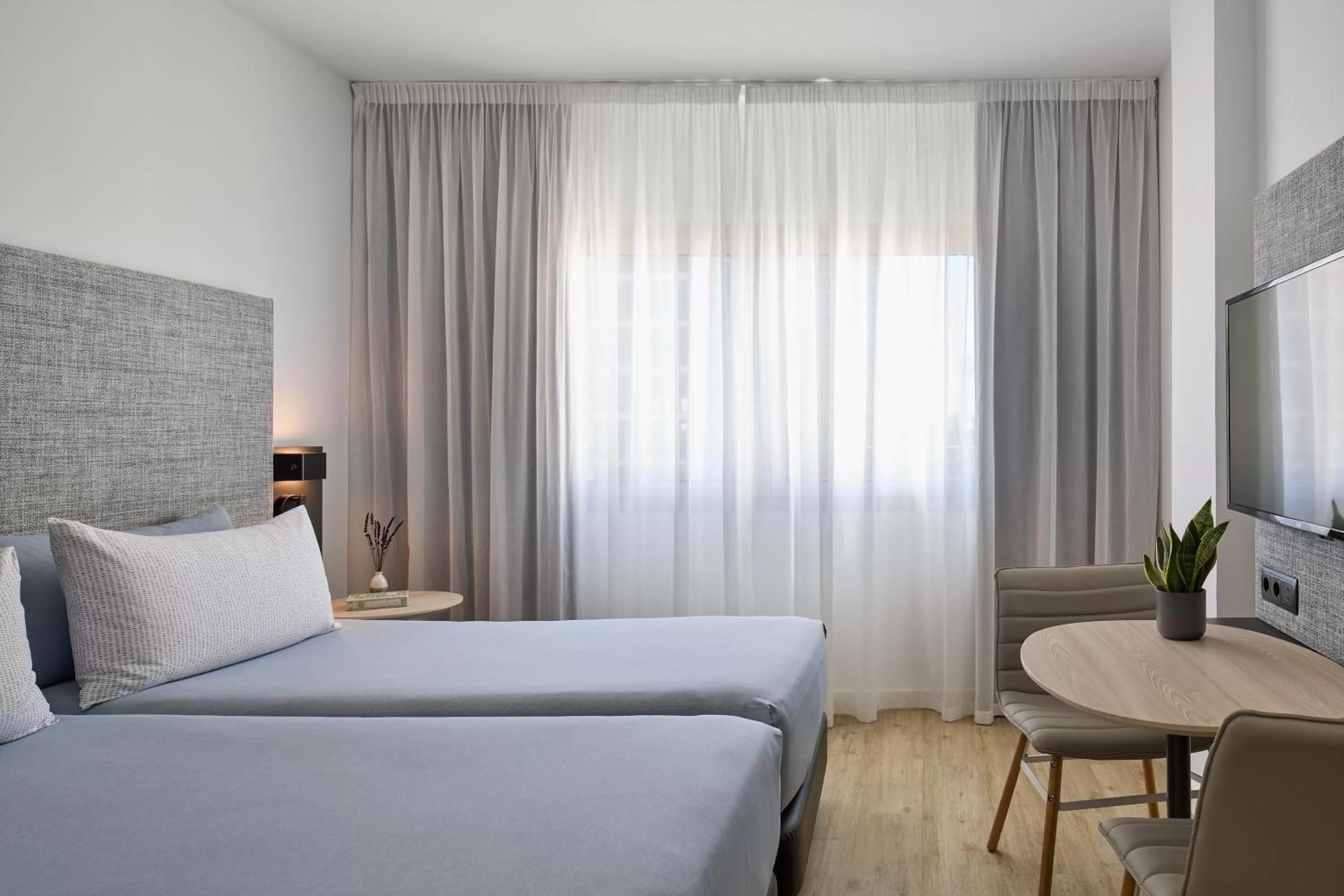 Bed in INNSiDE by Meliá Barcelona Apolo