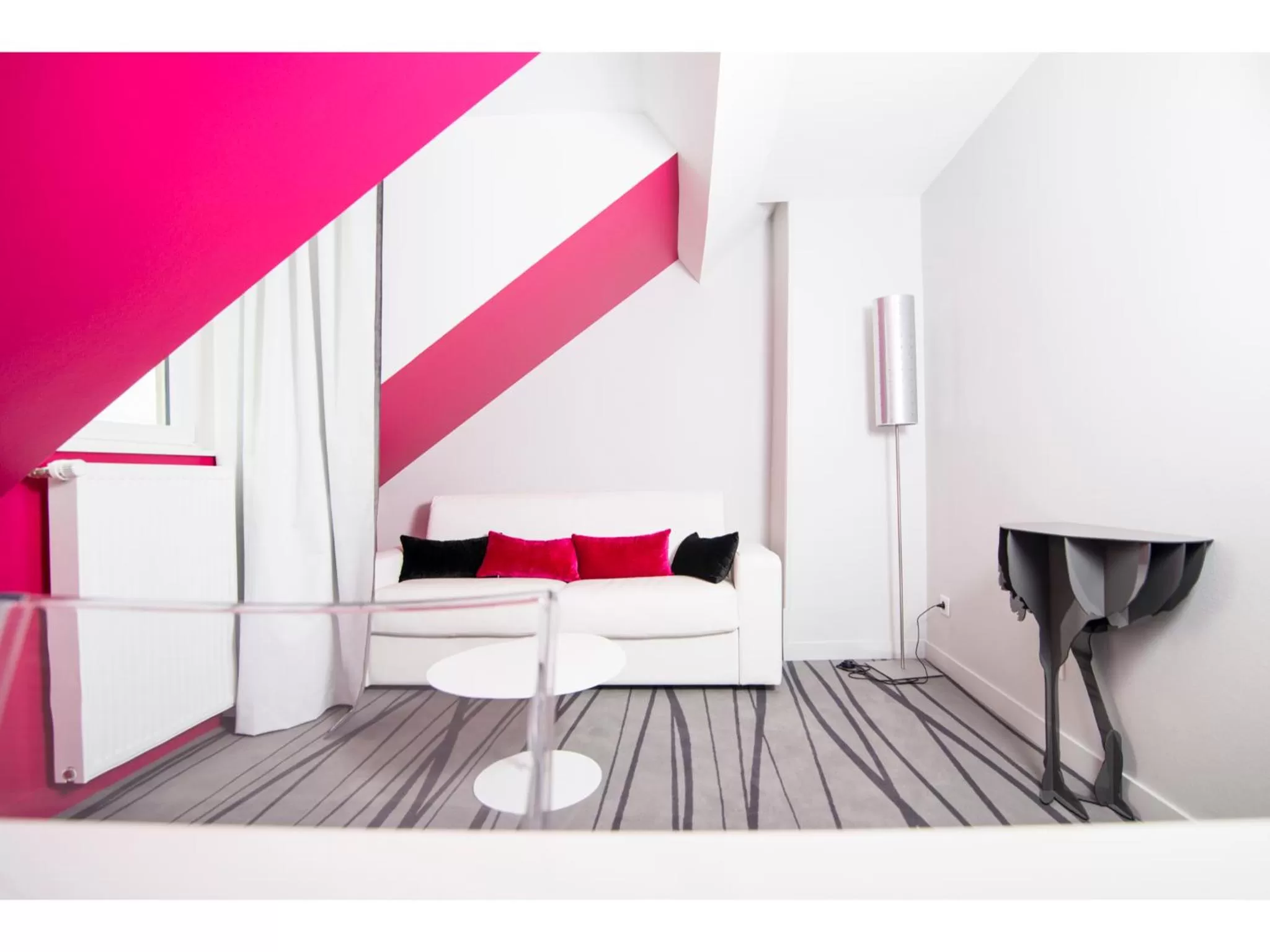 Bed in Hotel Restaurant Les Capucins