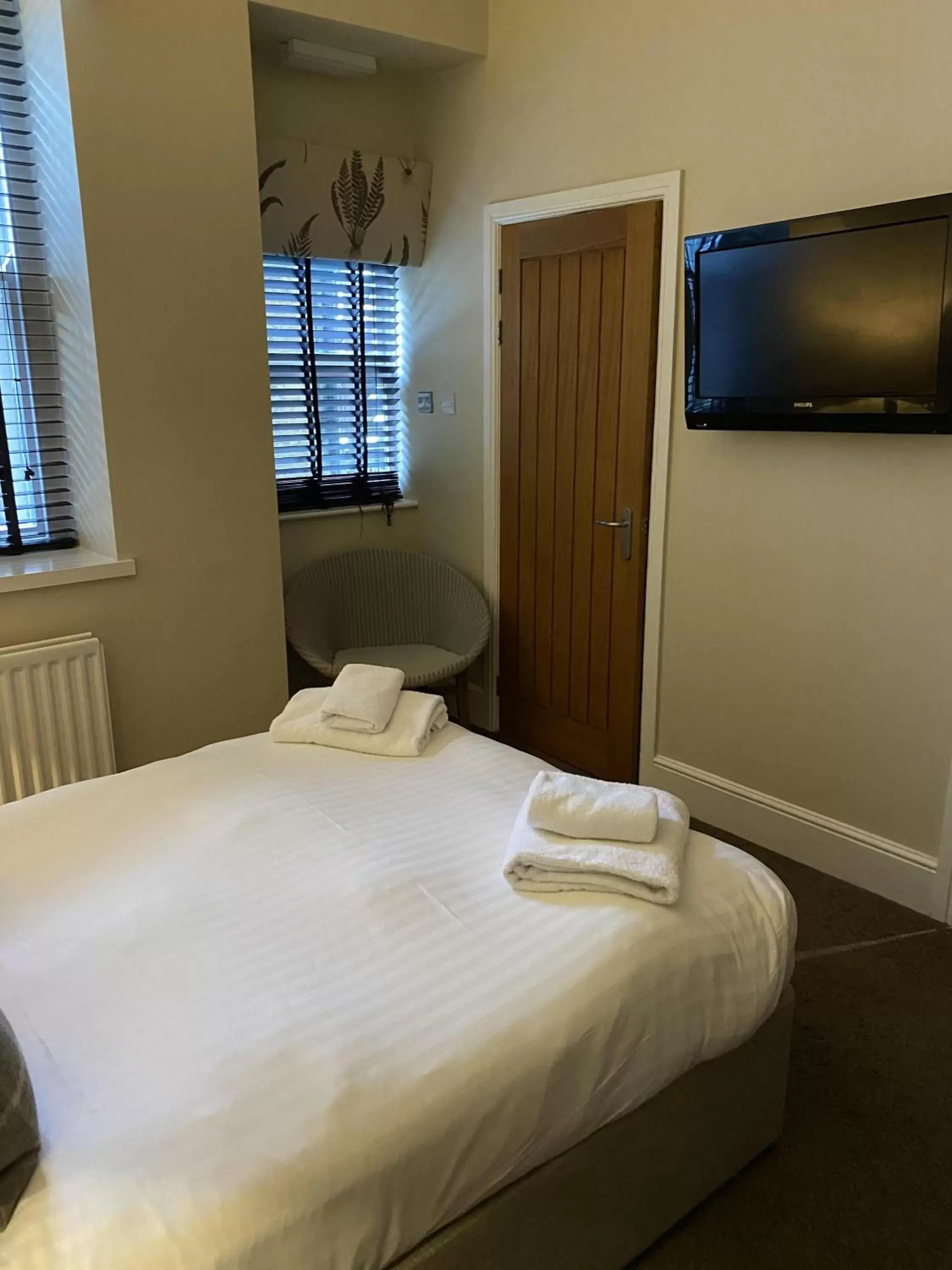 Double Room with Private Bathroom in The Plough Double Room with Private Bathroom in The Plough