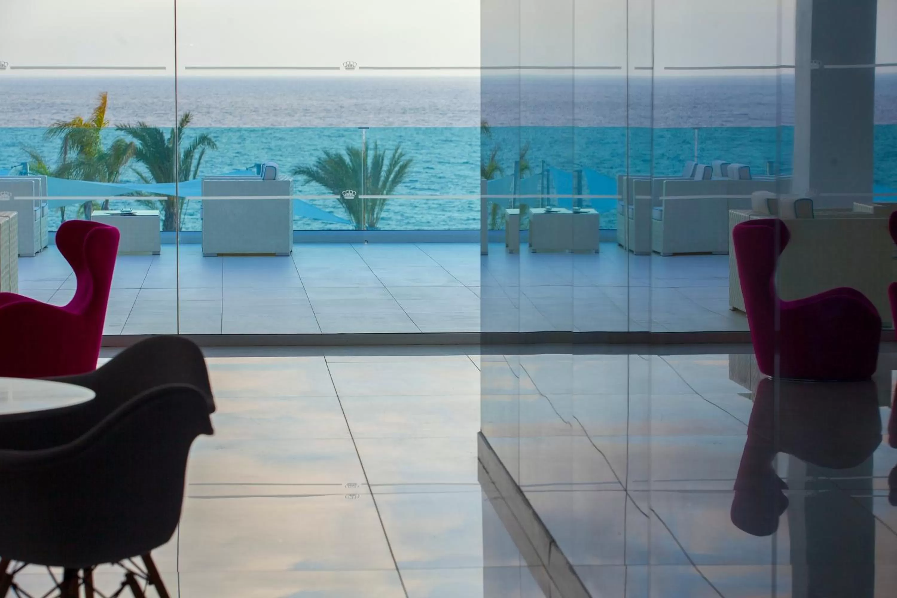 Communal lounge/ TV room in King Evelthon Beach Hotel & Resort