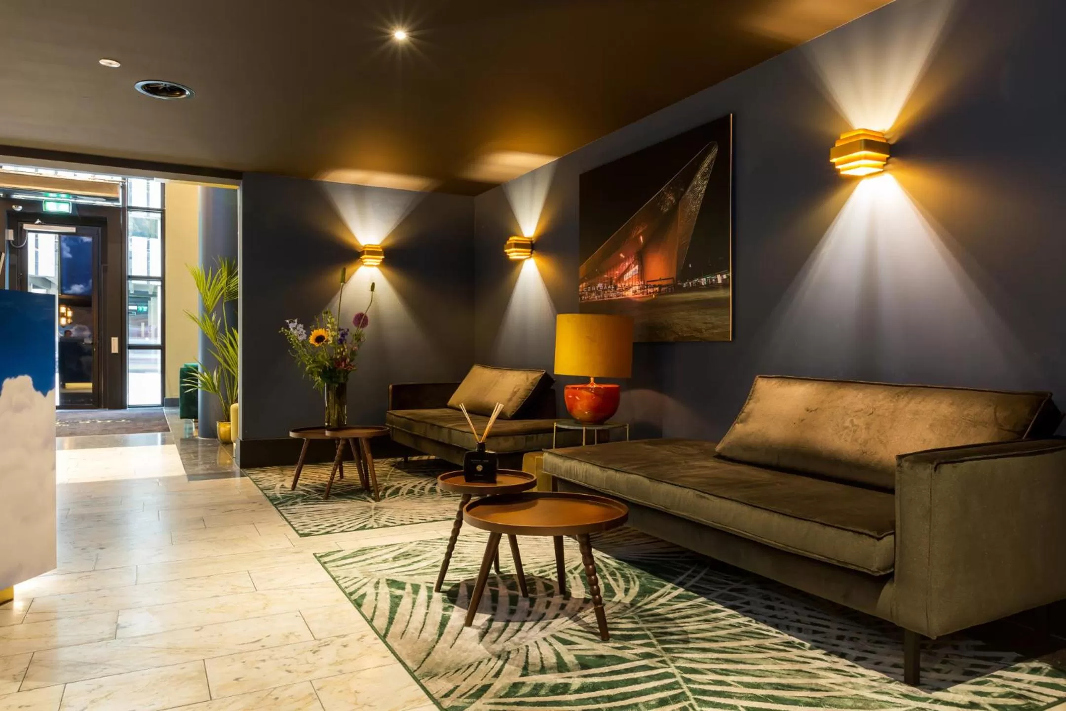 Lobby or reception in The James Rotterdam