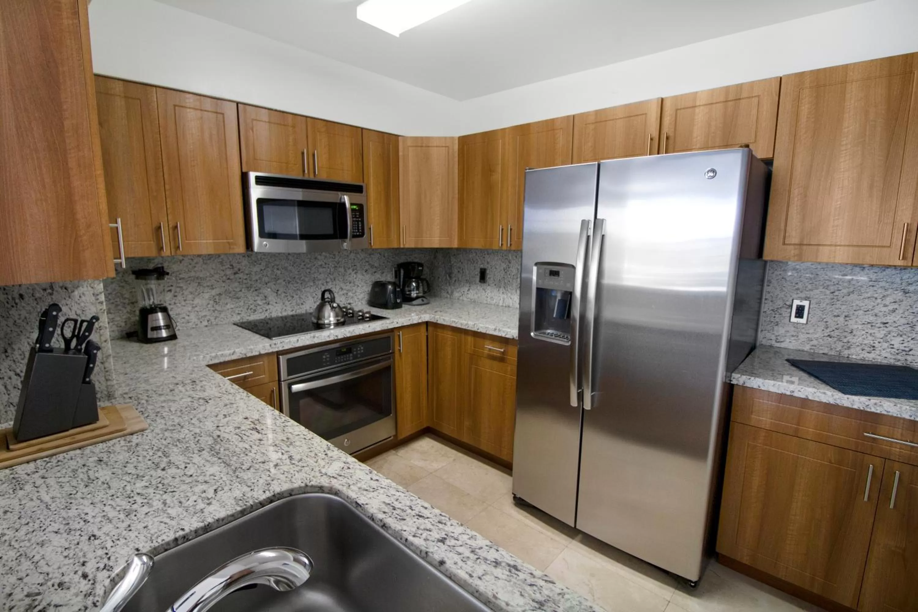 Kitchen or kitchenette in Seacoast Suites on Miami Beach