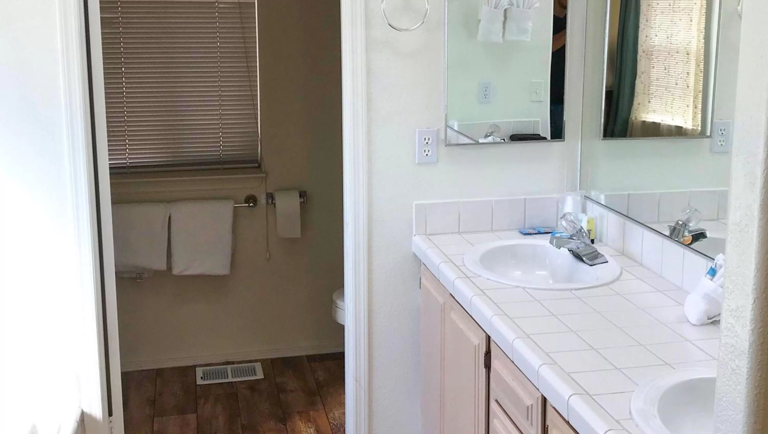 Bathroom in Ticaboo Lodge