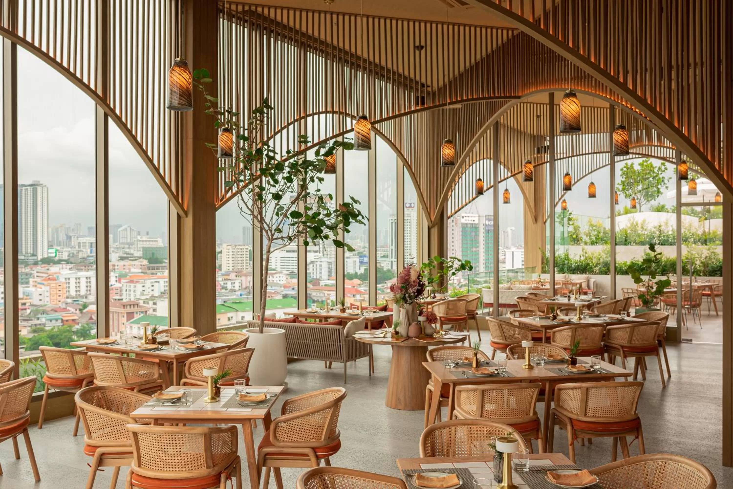 Restaurant/places to eat in GLOW Sukhumvit 71