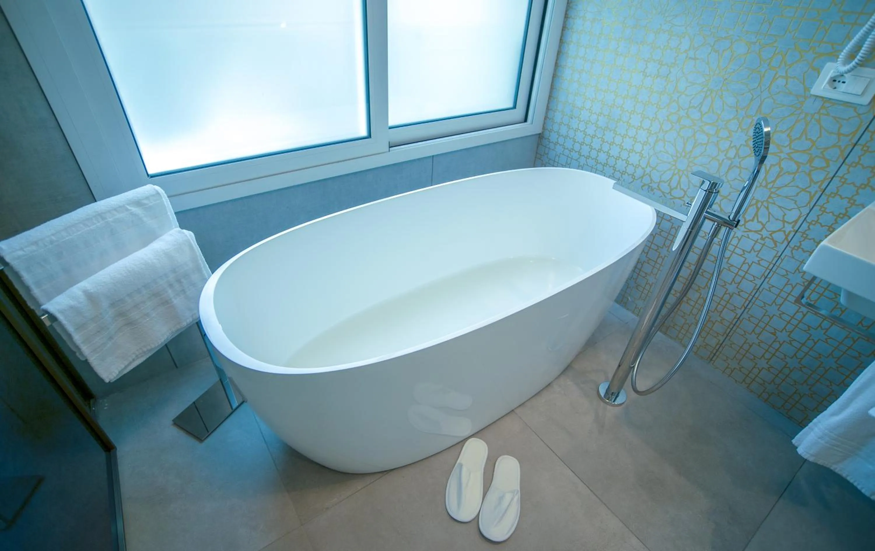 Bathroom in Hotel Malavoglia