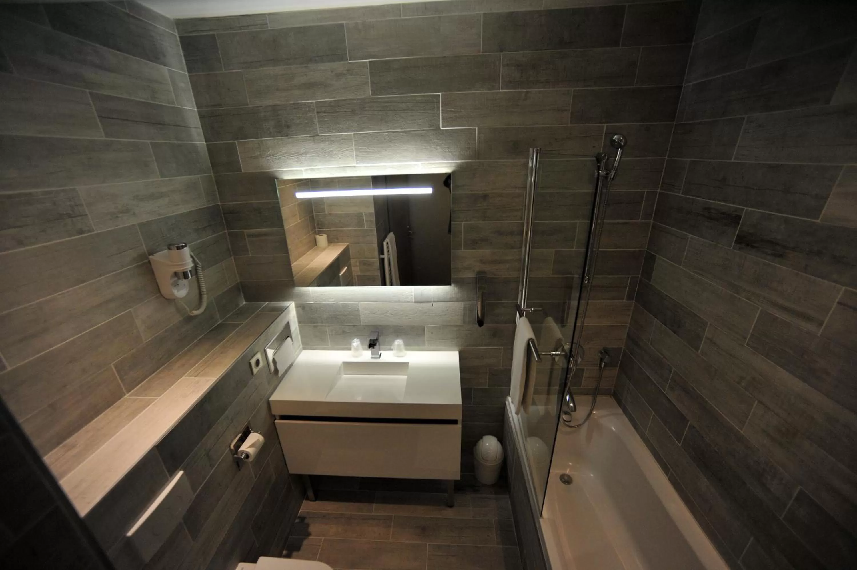 Bathroom in Nota Bene