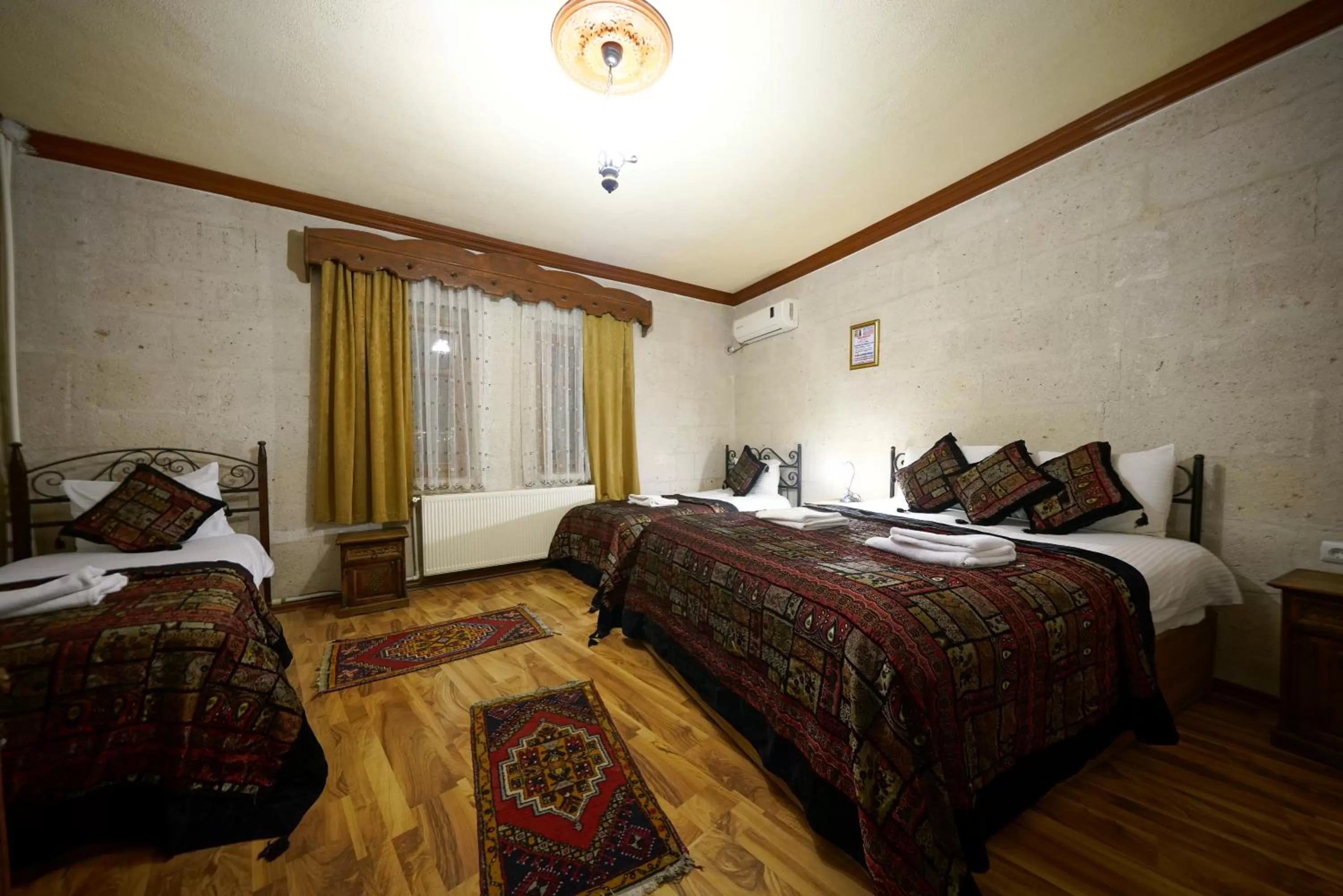 Bedroom, Bed in Arch Palace