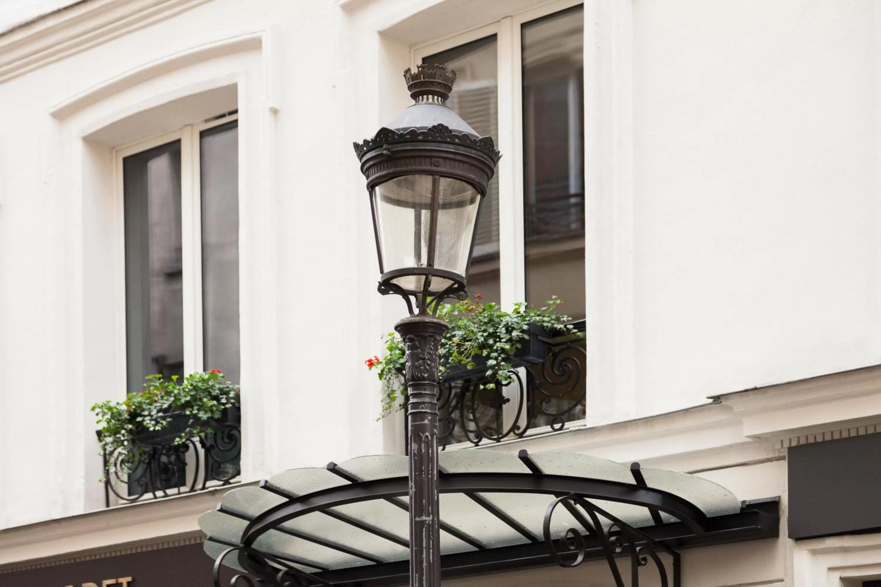 Property building in Monsieur Cadet Hotel & Spa