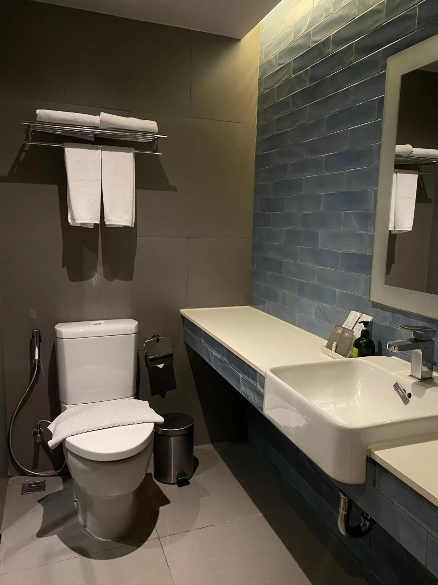 Toilet in The Quarter Ladprao by UHG